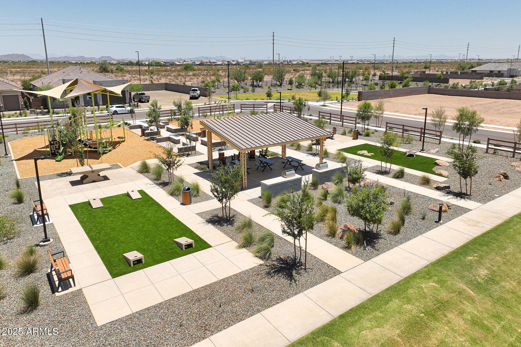 14766 W HONEYSUCKLE Drive