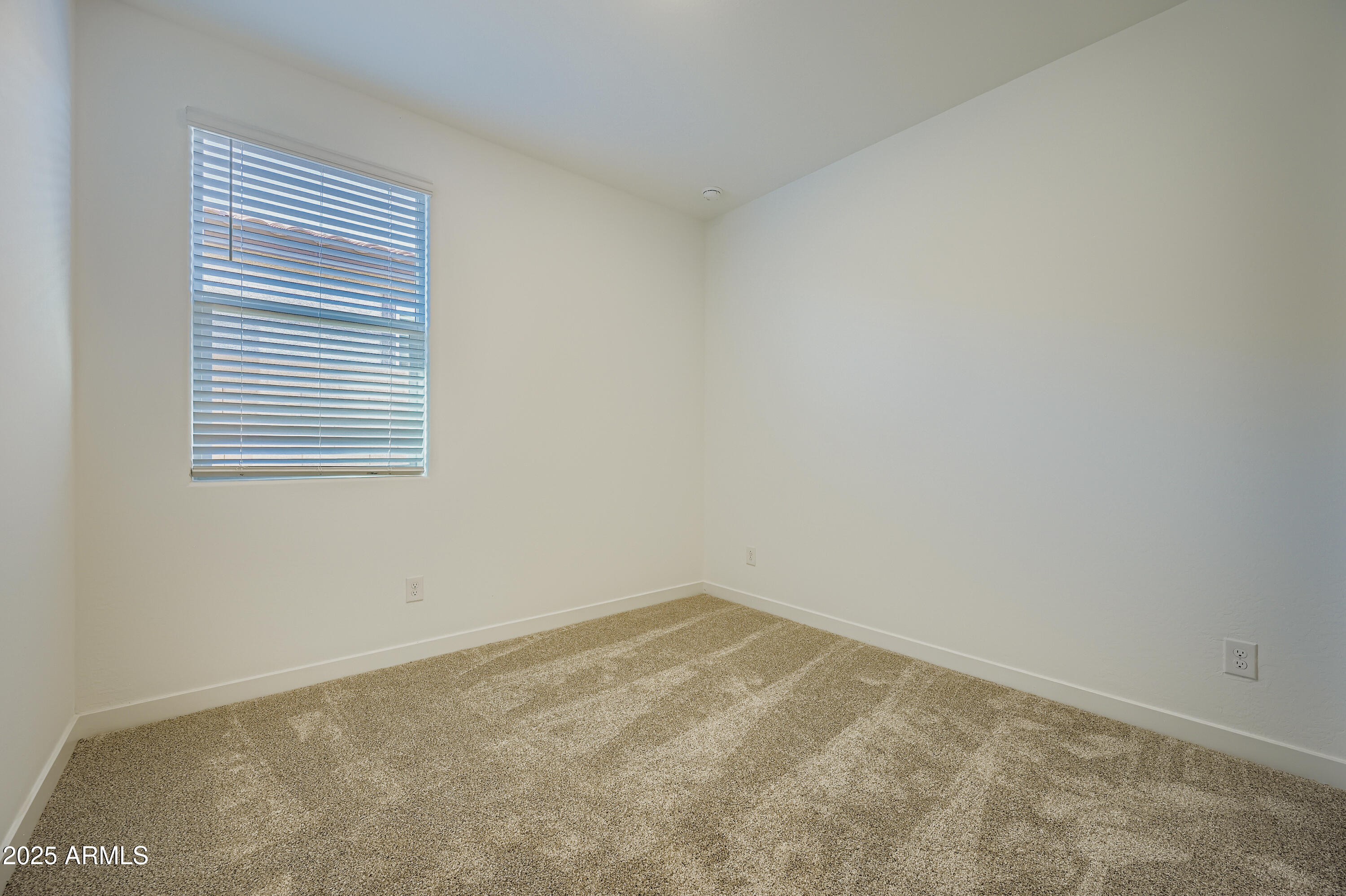 17365 W SMOKETREE Drive