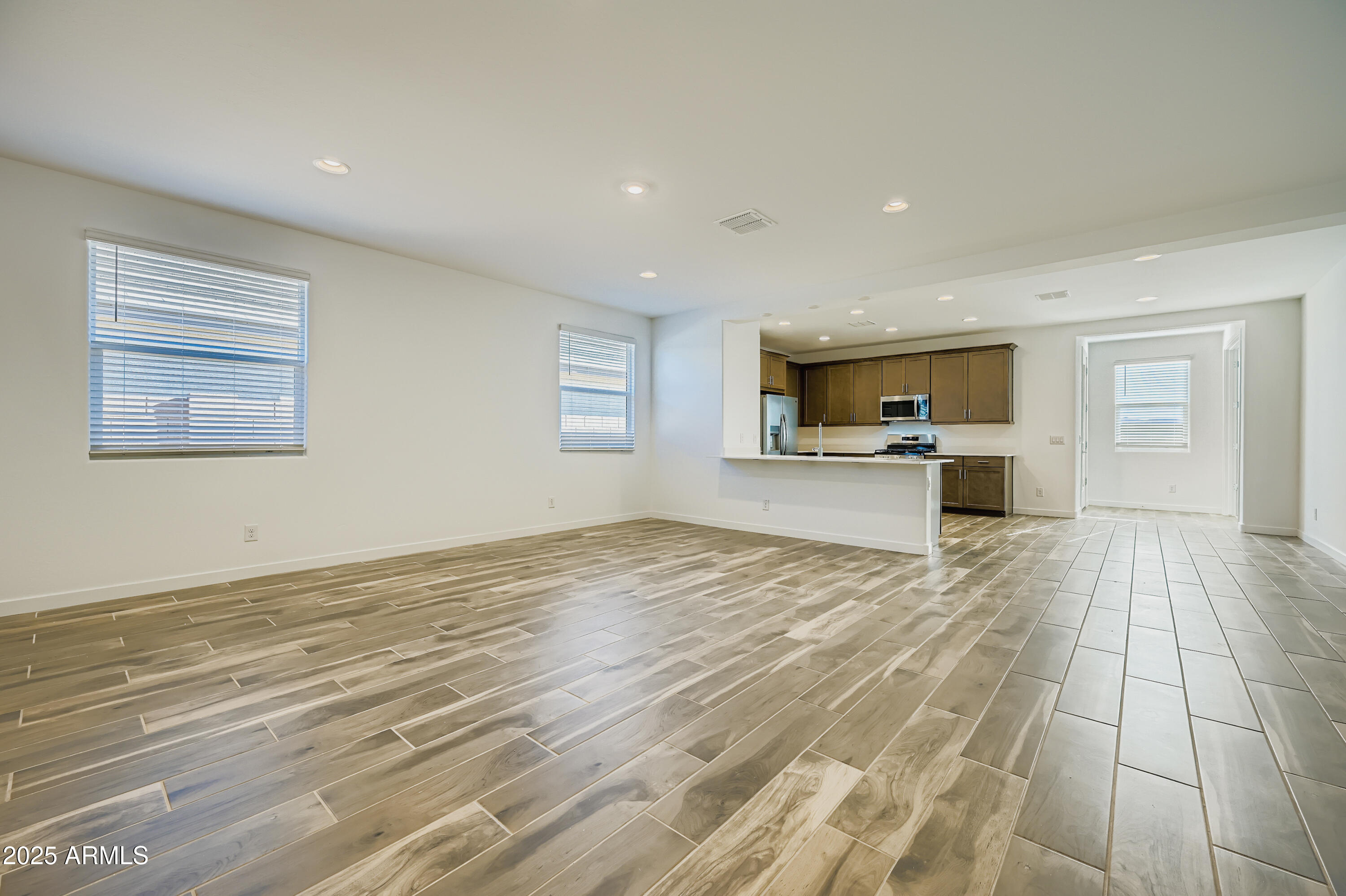 17365 W SMOKETREE Drive