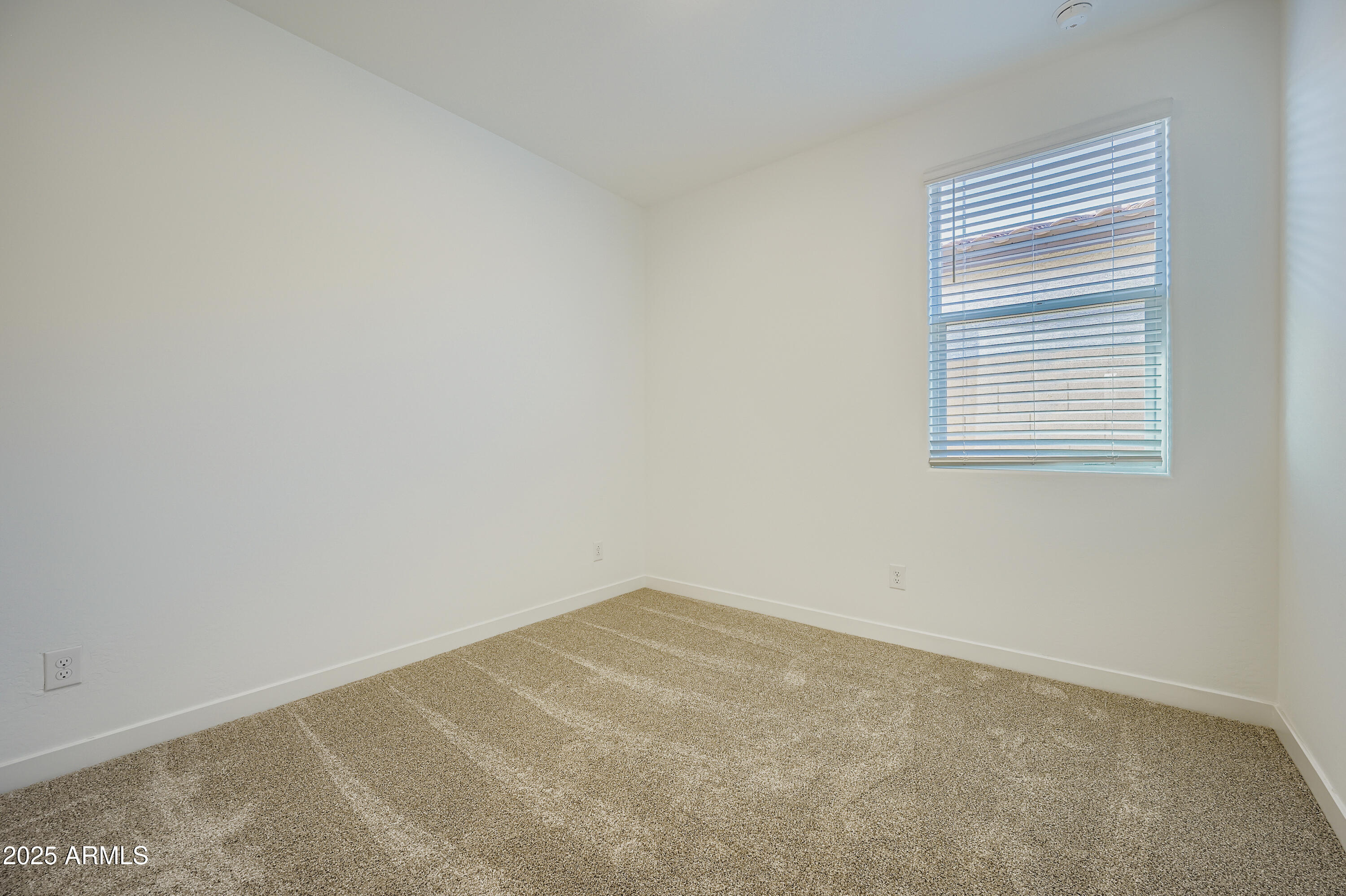 17365 W SMOKETREE Drive