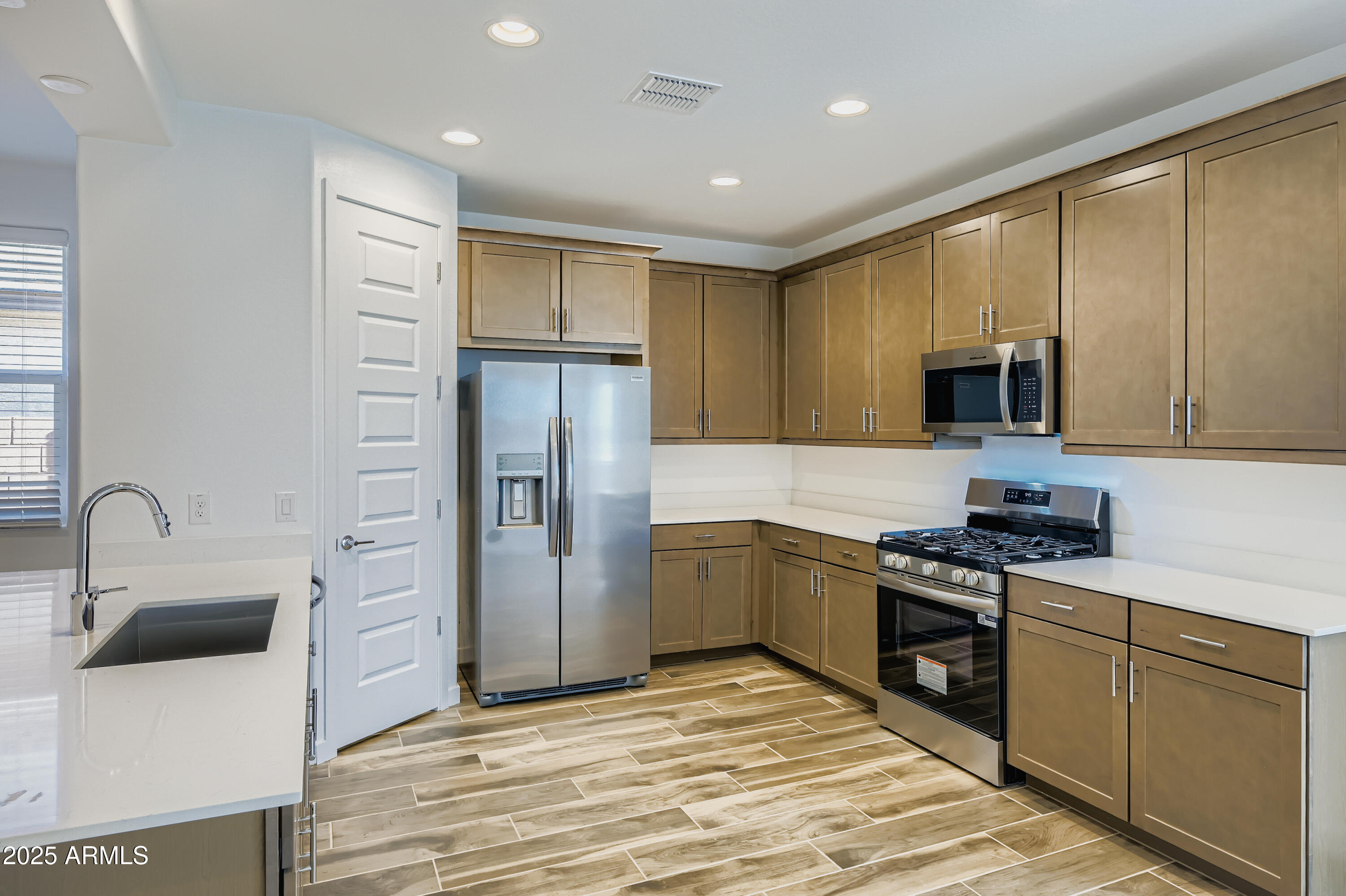 17365 W SMOKETREE Drive