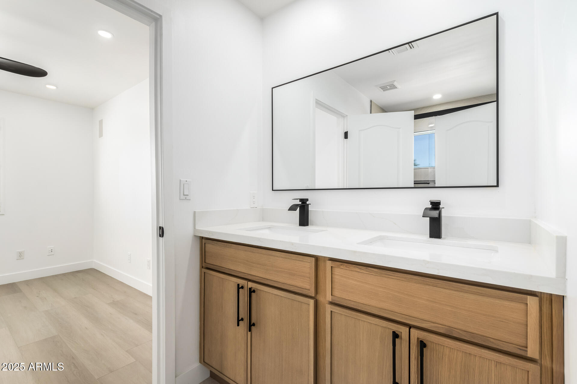 4301 N 21ST Street 19