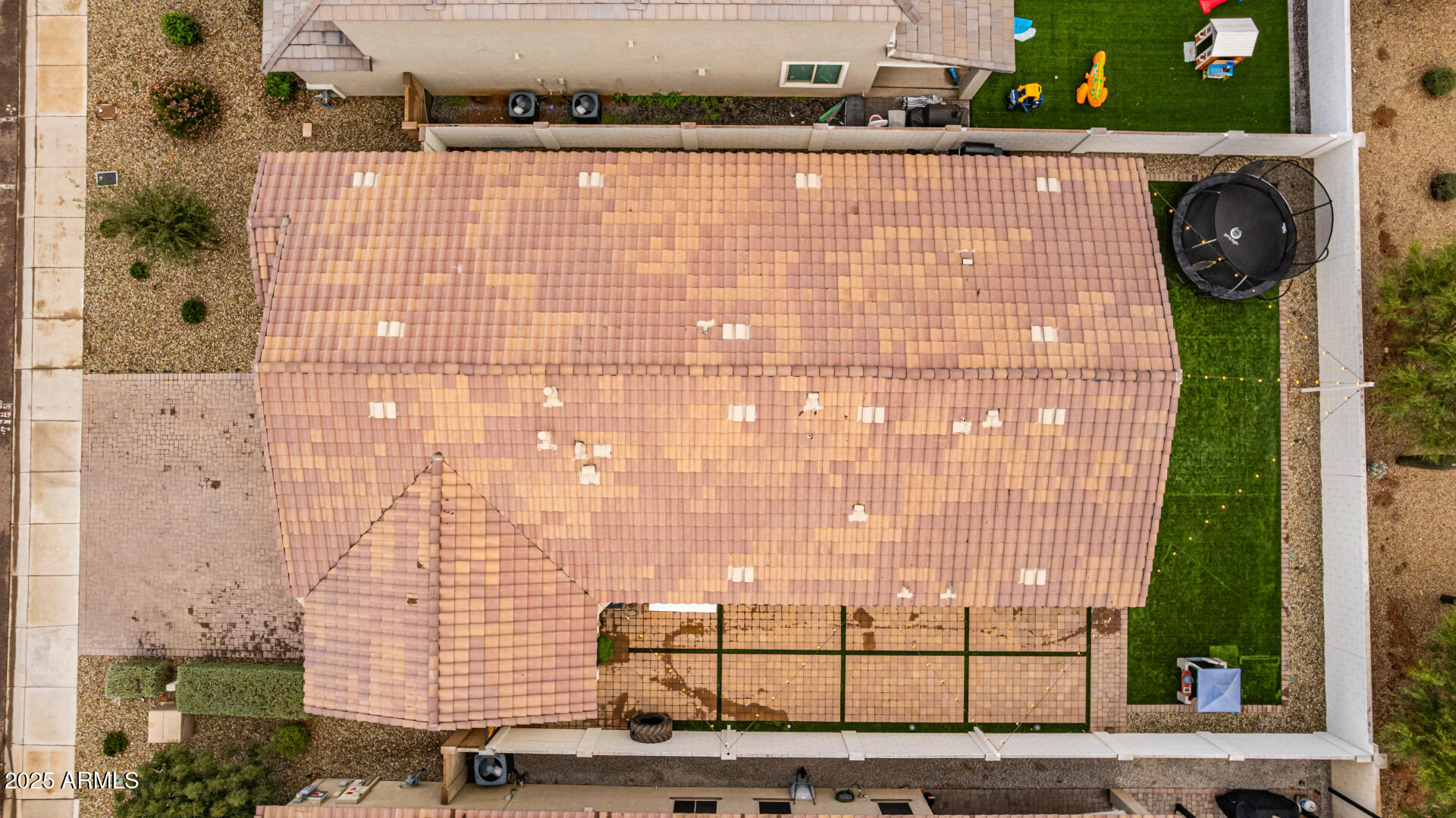 26026 N THORNHILL Drive