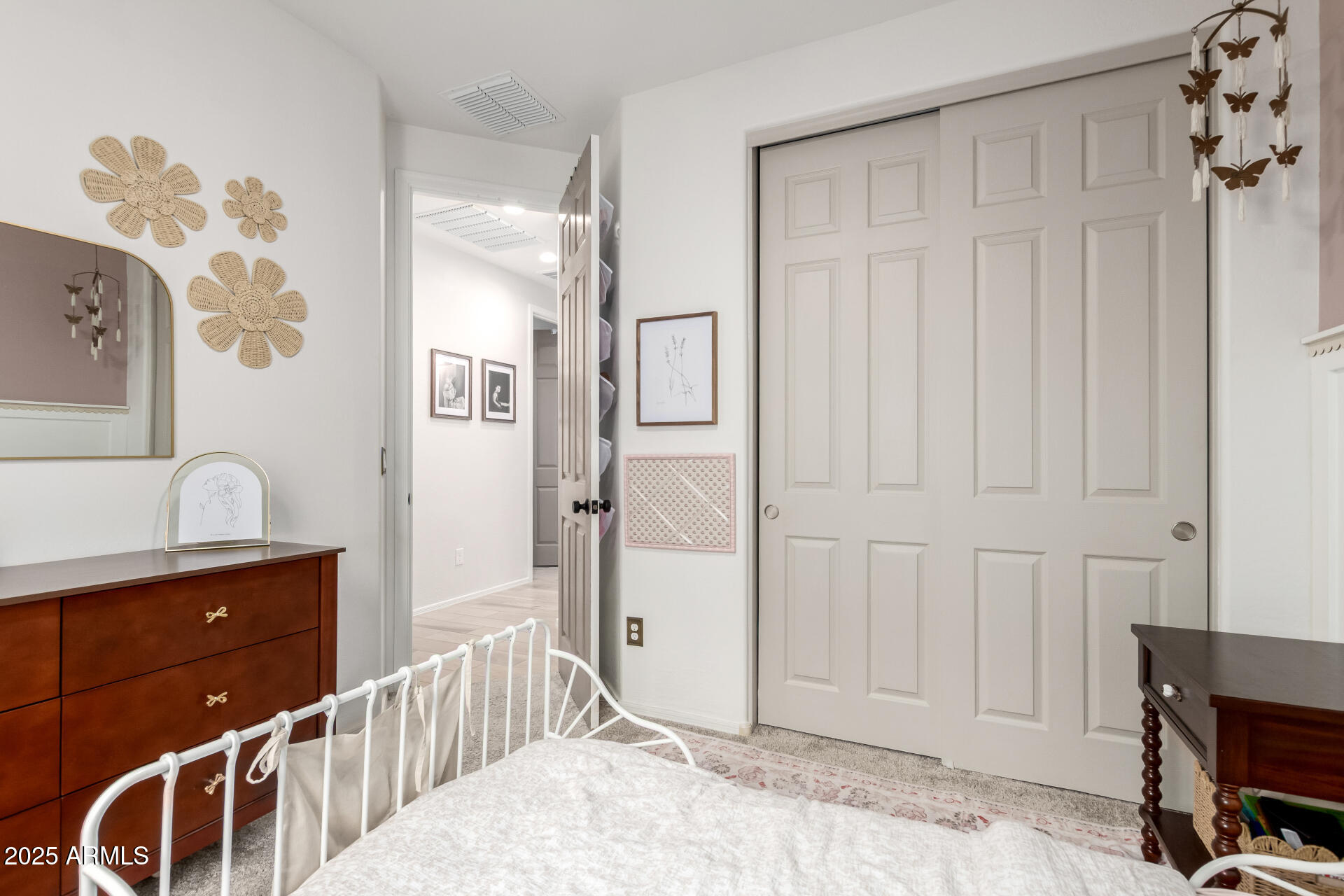 26026 N THORNHILL Drive