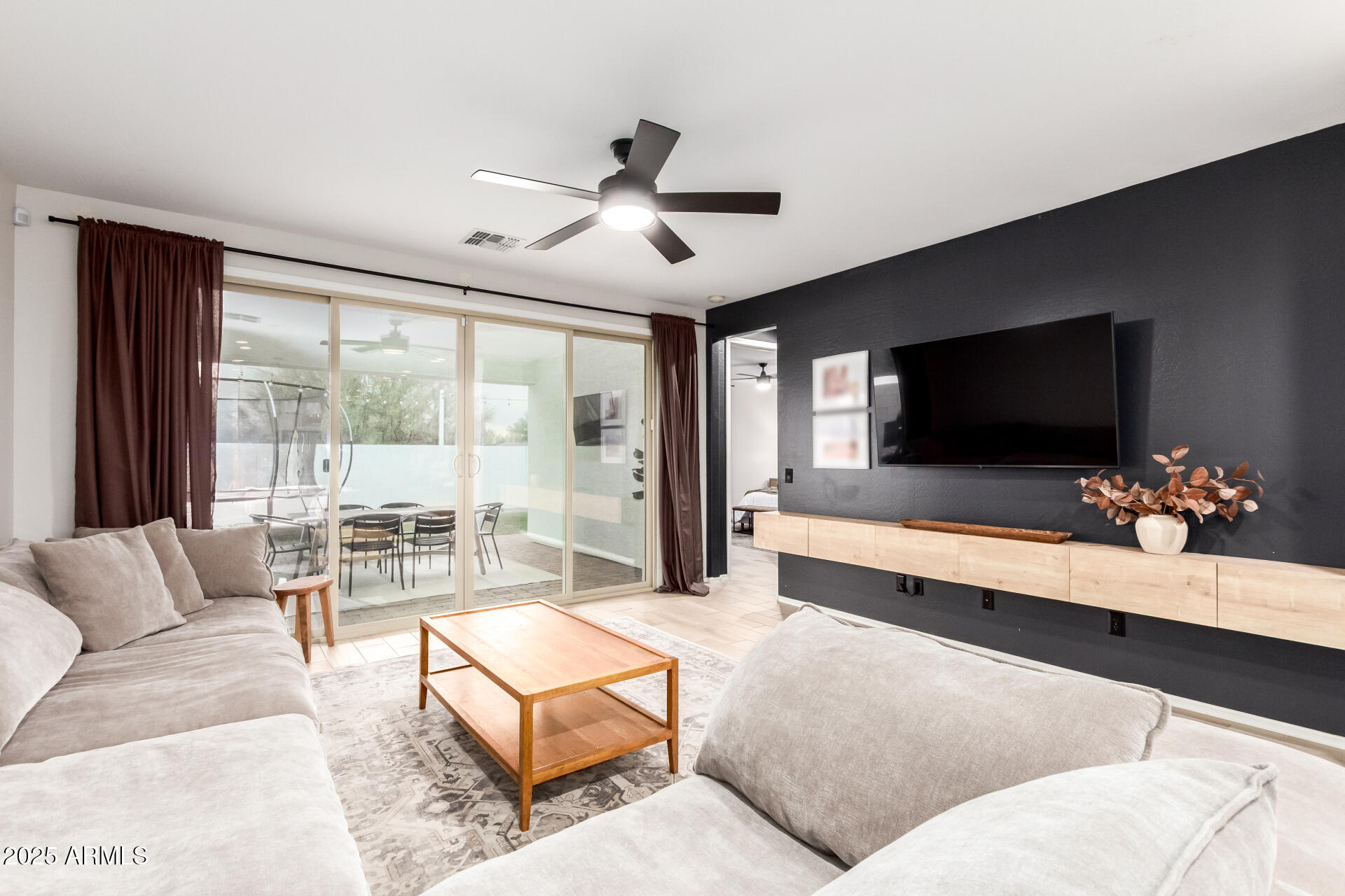 26026 N THORNHILL Drive