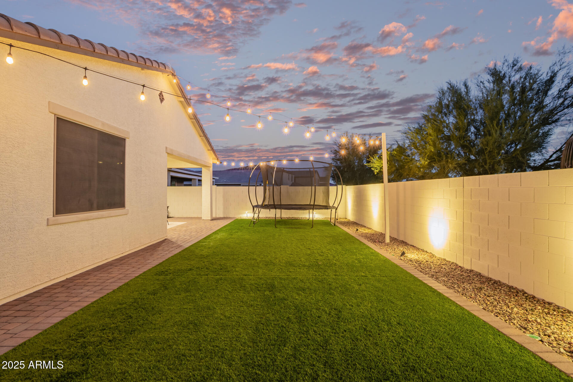 26026 N THORNHILL Drive