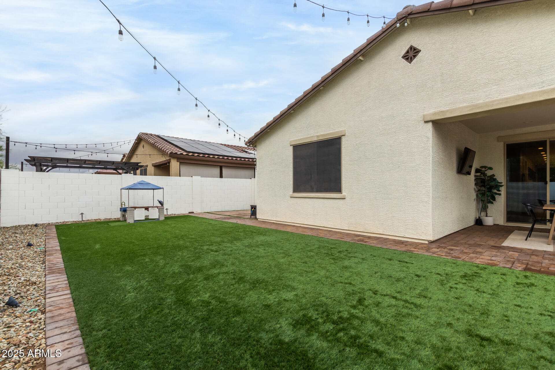 26026 N THORNHILL Drive