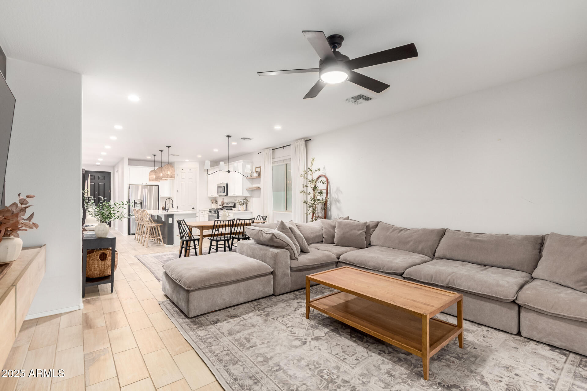 26026 N THORNHILL Drive