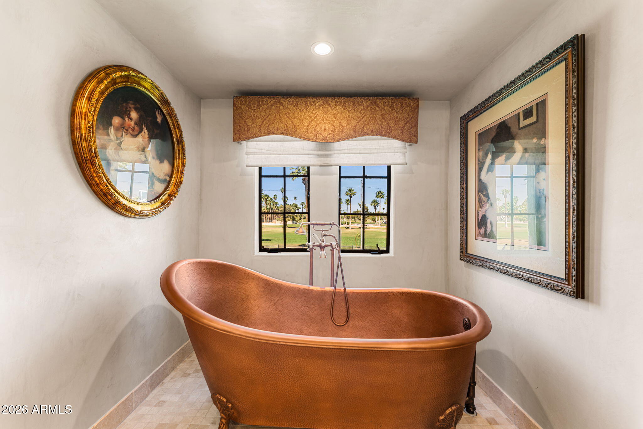 1015 W ENCANTO Boulevard