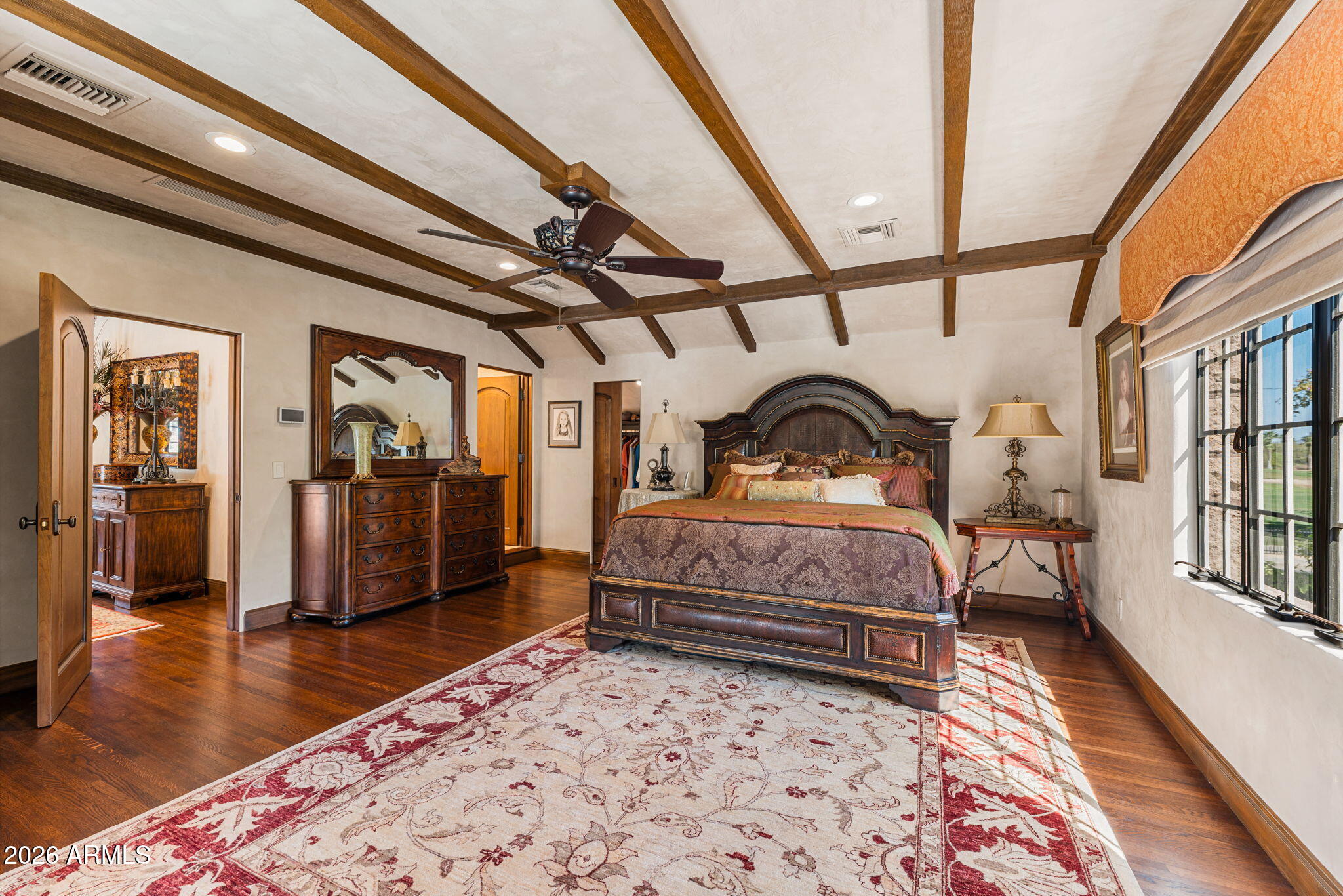 1015 W ENCANTO Boulevard