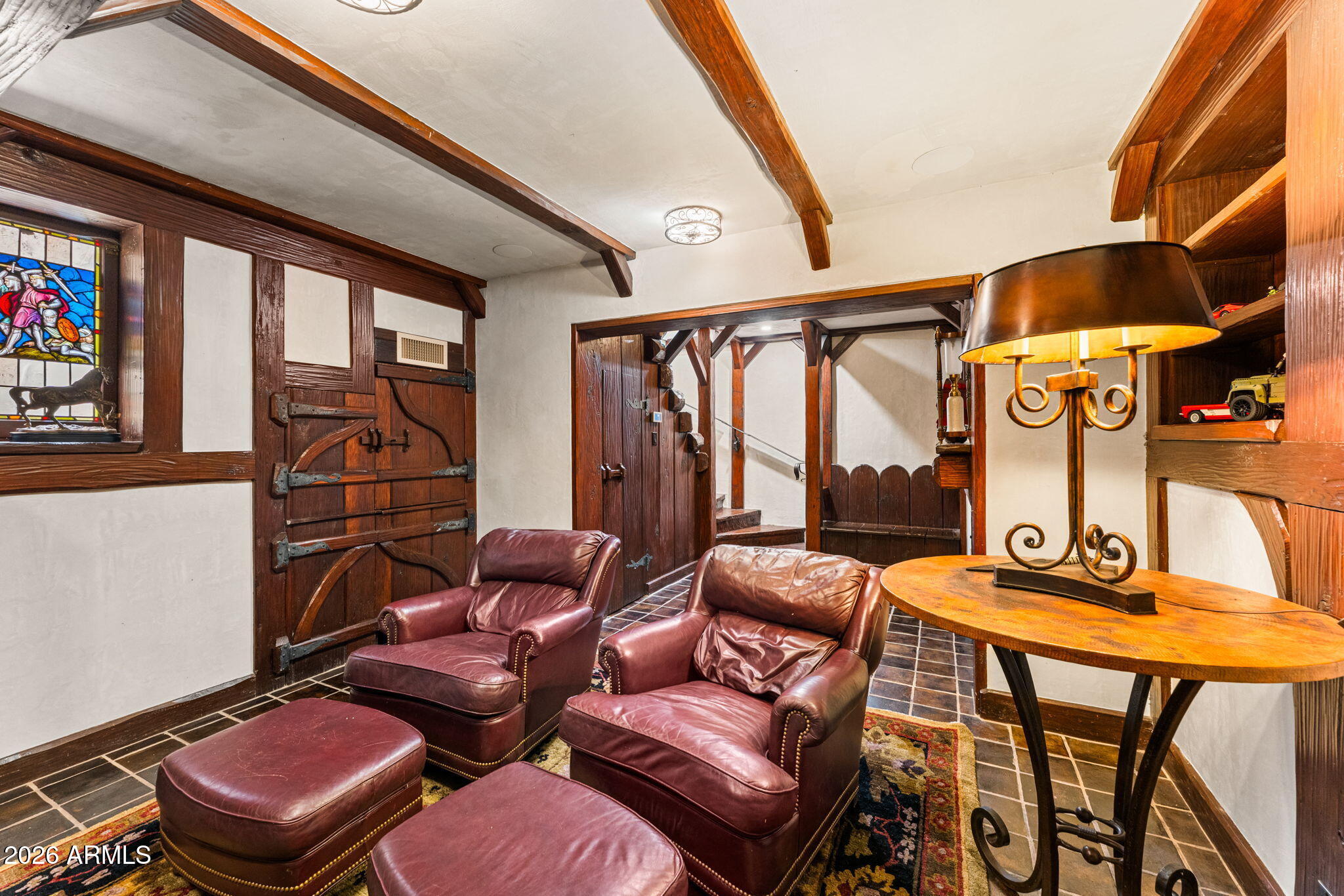 1015 W ENCANTO Boulevard