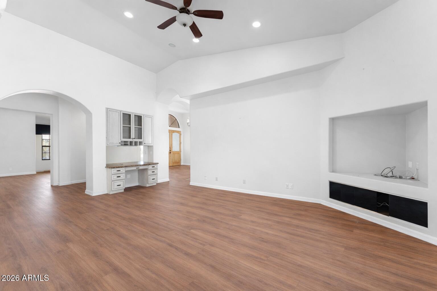 6646 E LONE MOUNTAIN Road