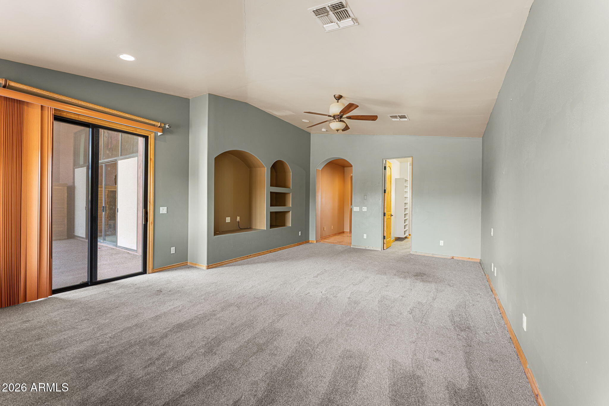 6646 E LONE MOUNTAIN Road