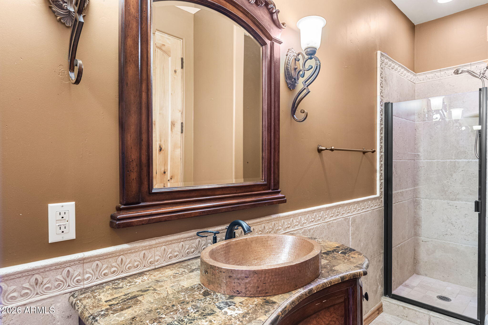 6646 E LONE MOUNTAIN Road