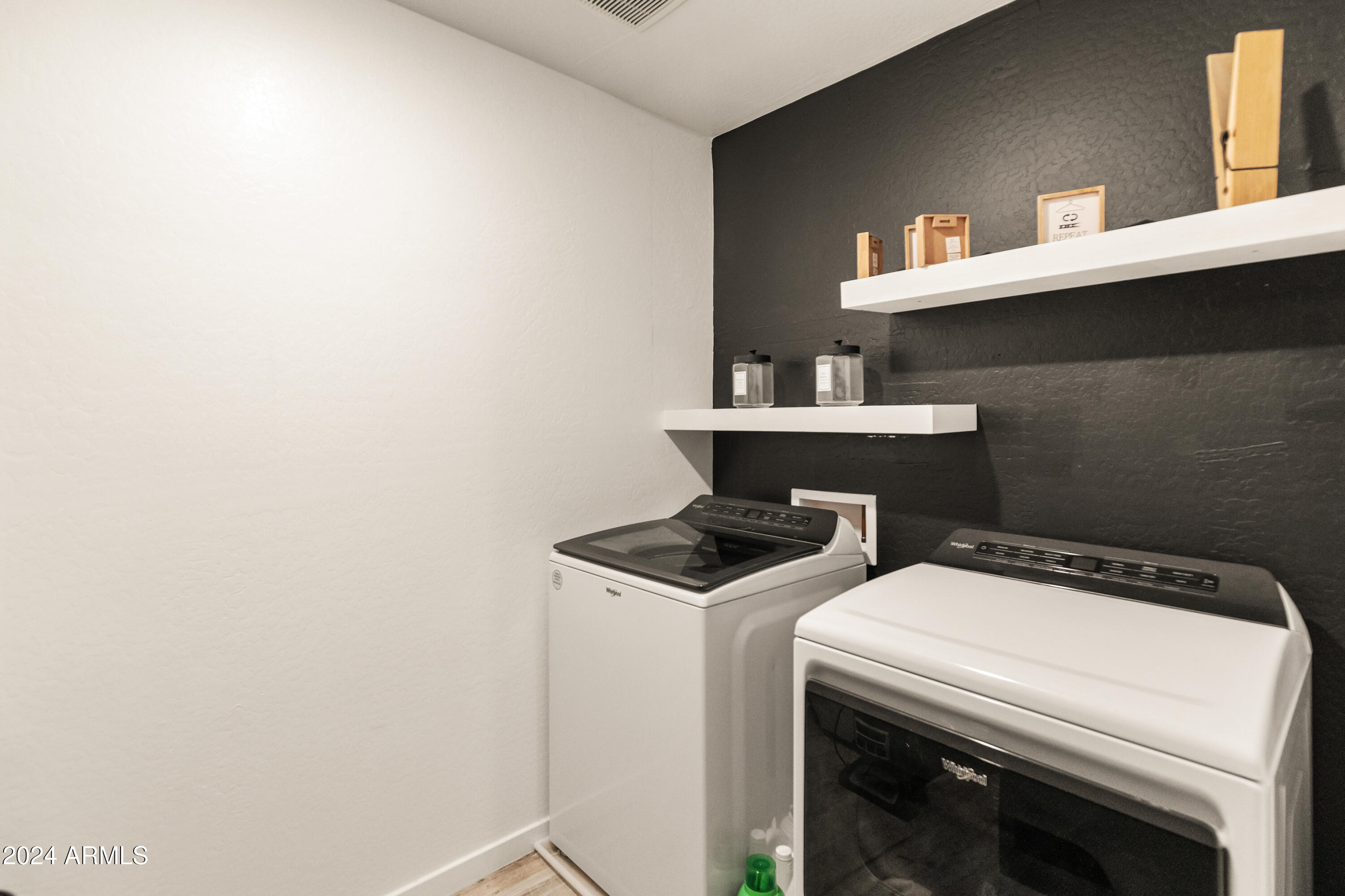 16848 W ALICE Avenue