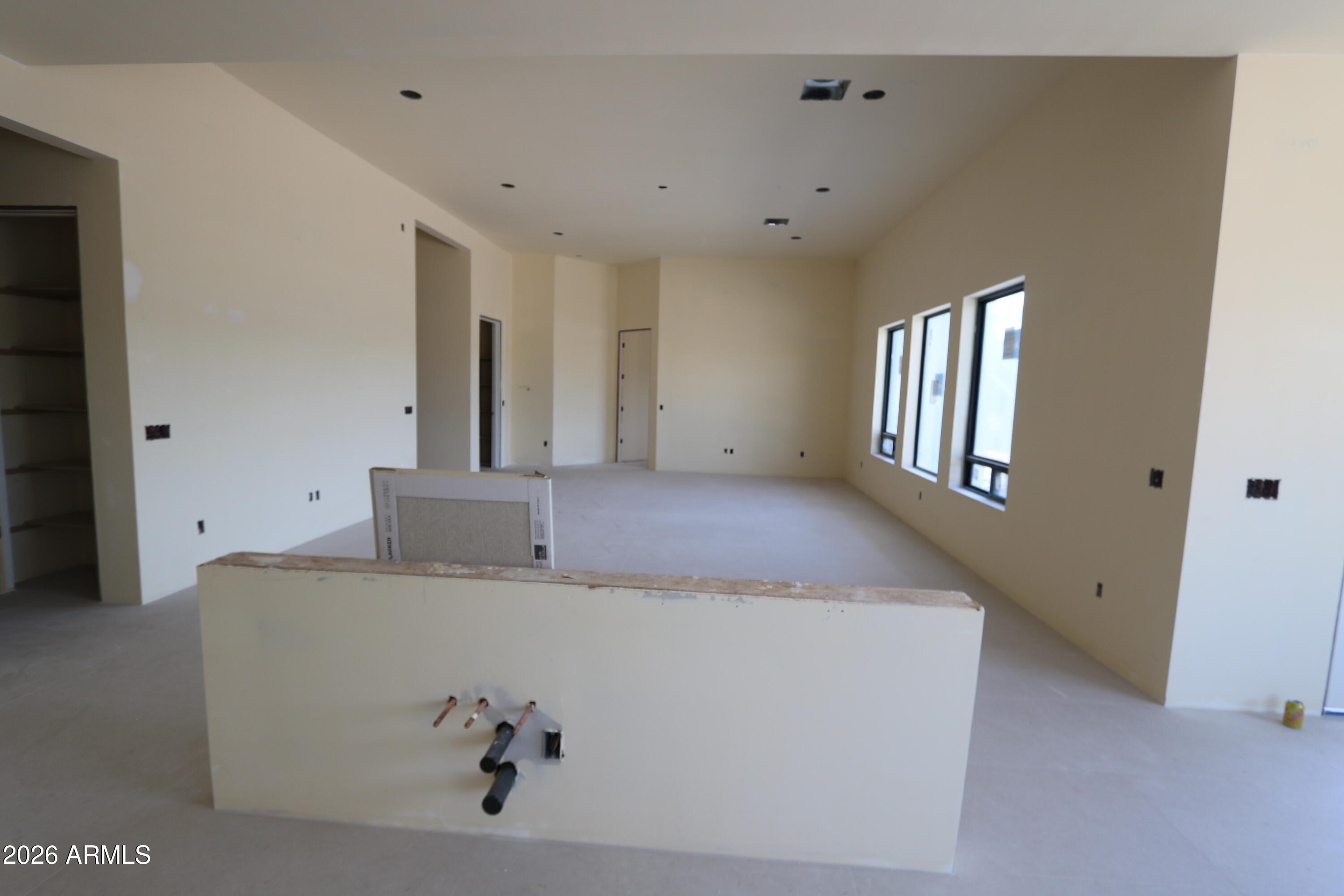 462 W ROUGH RIDER Road