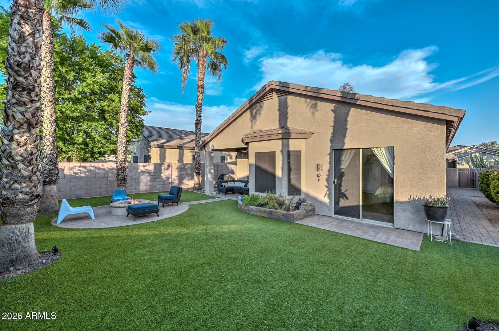 4236 E TETHER Trail