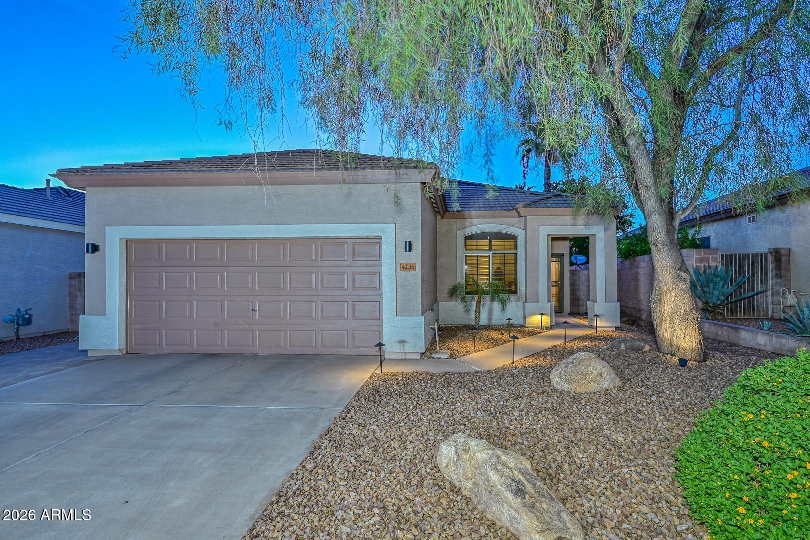 4236 E TETHER Trail
