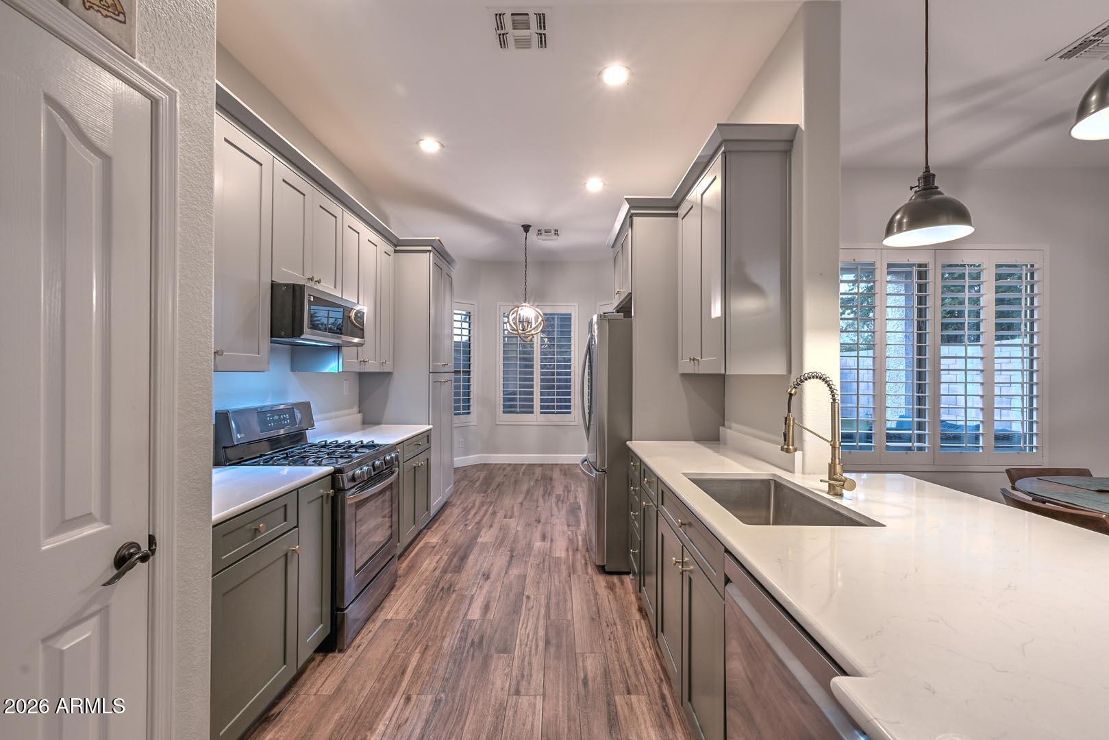 4236 E TETHER Trail