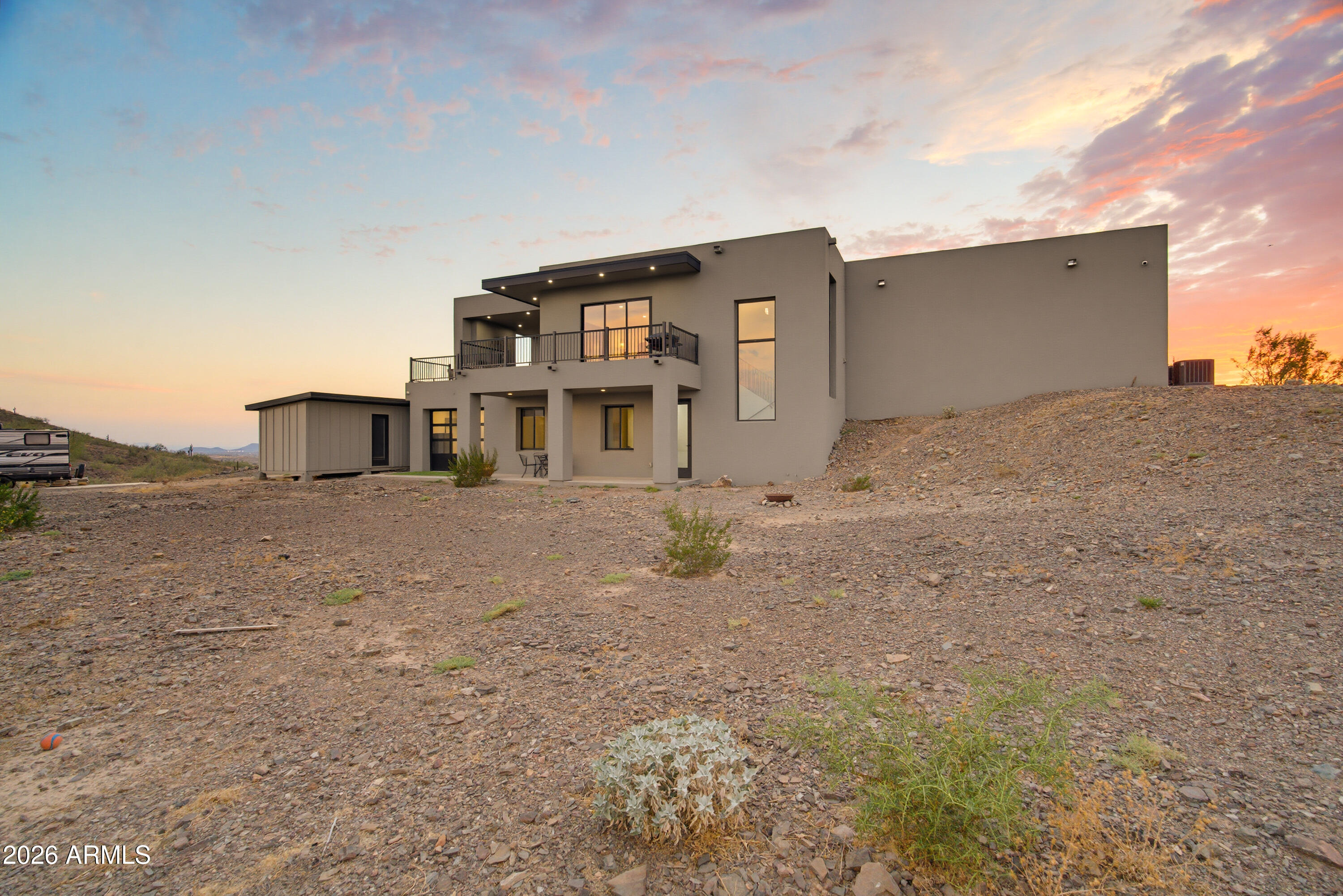 235 W ROCK VIEW Road
