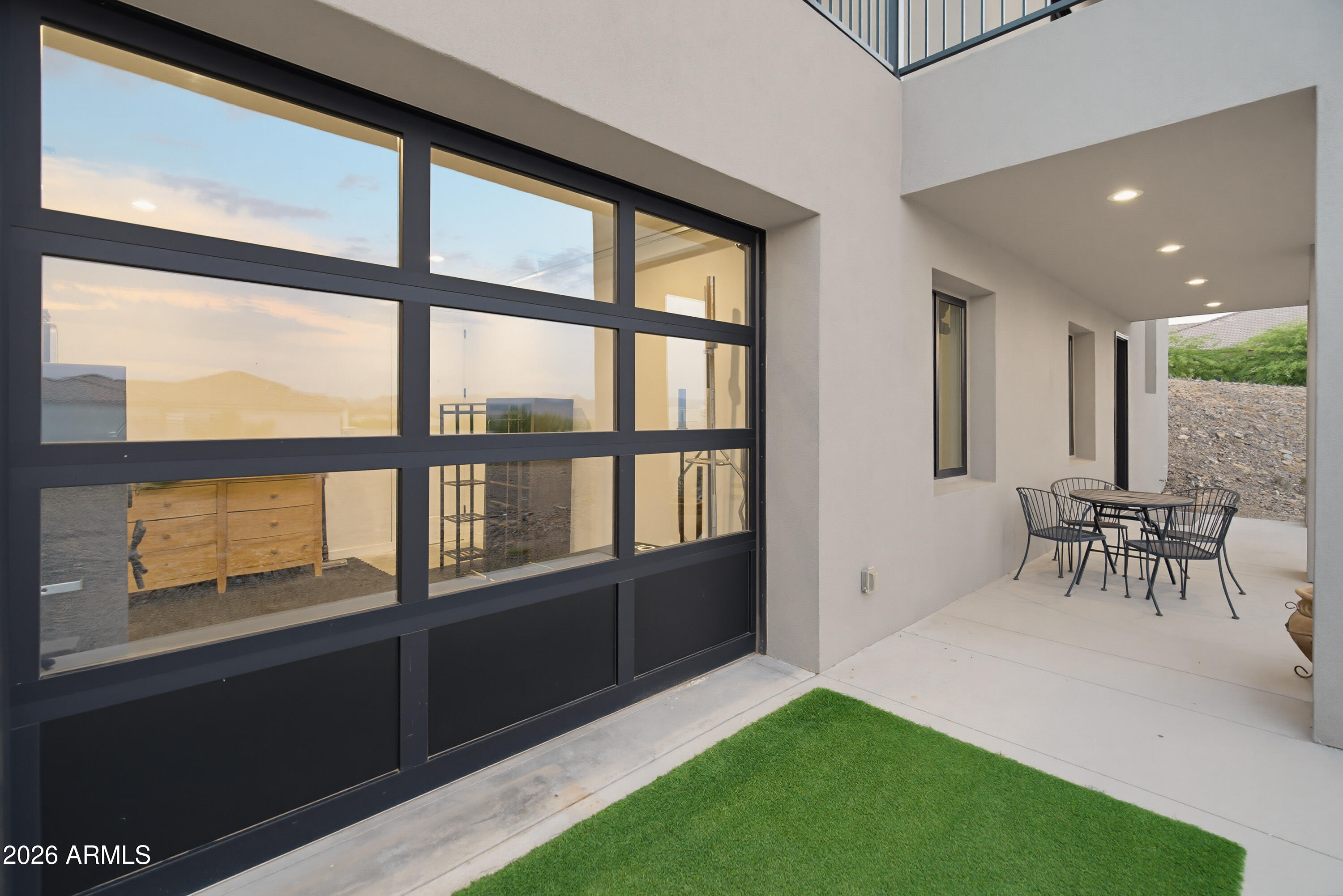 235 W ROCK VIEW Road
