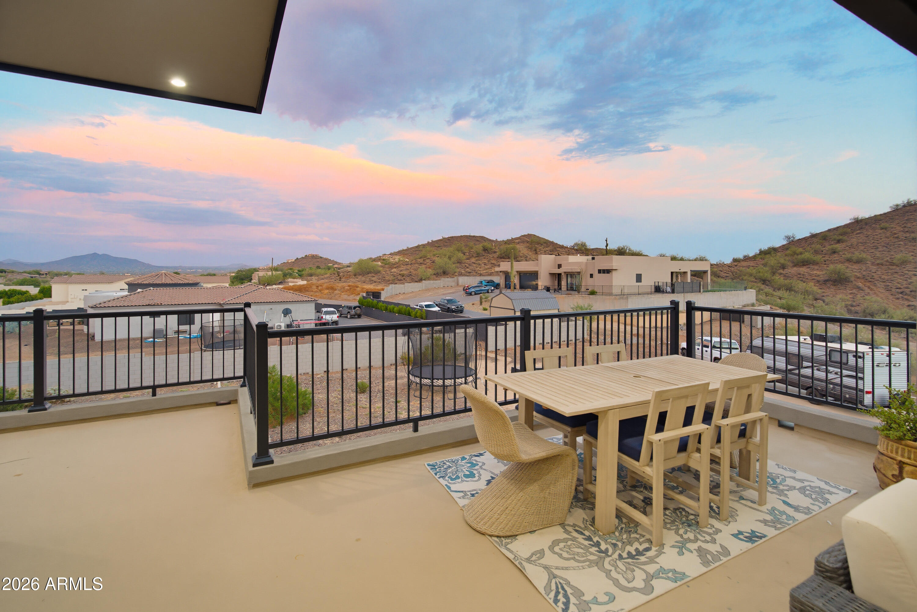 235 W ROCK VIEW Road