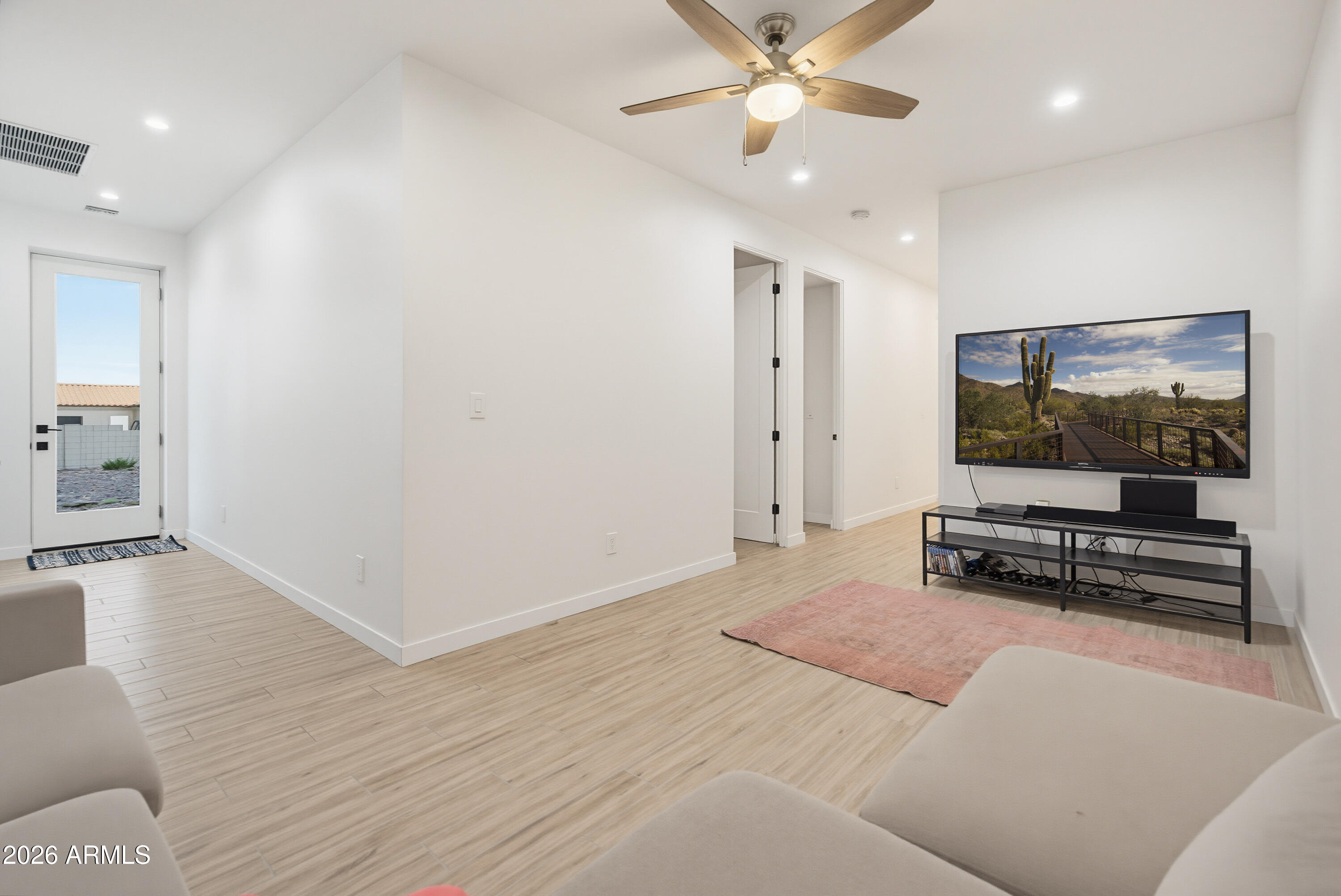 235 W ROCK VIEW Road