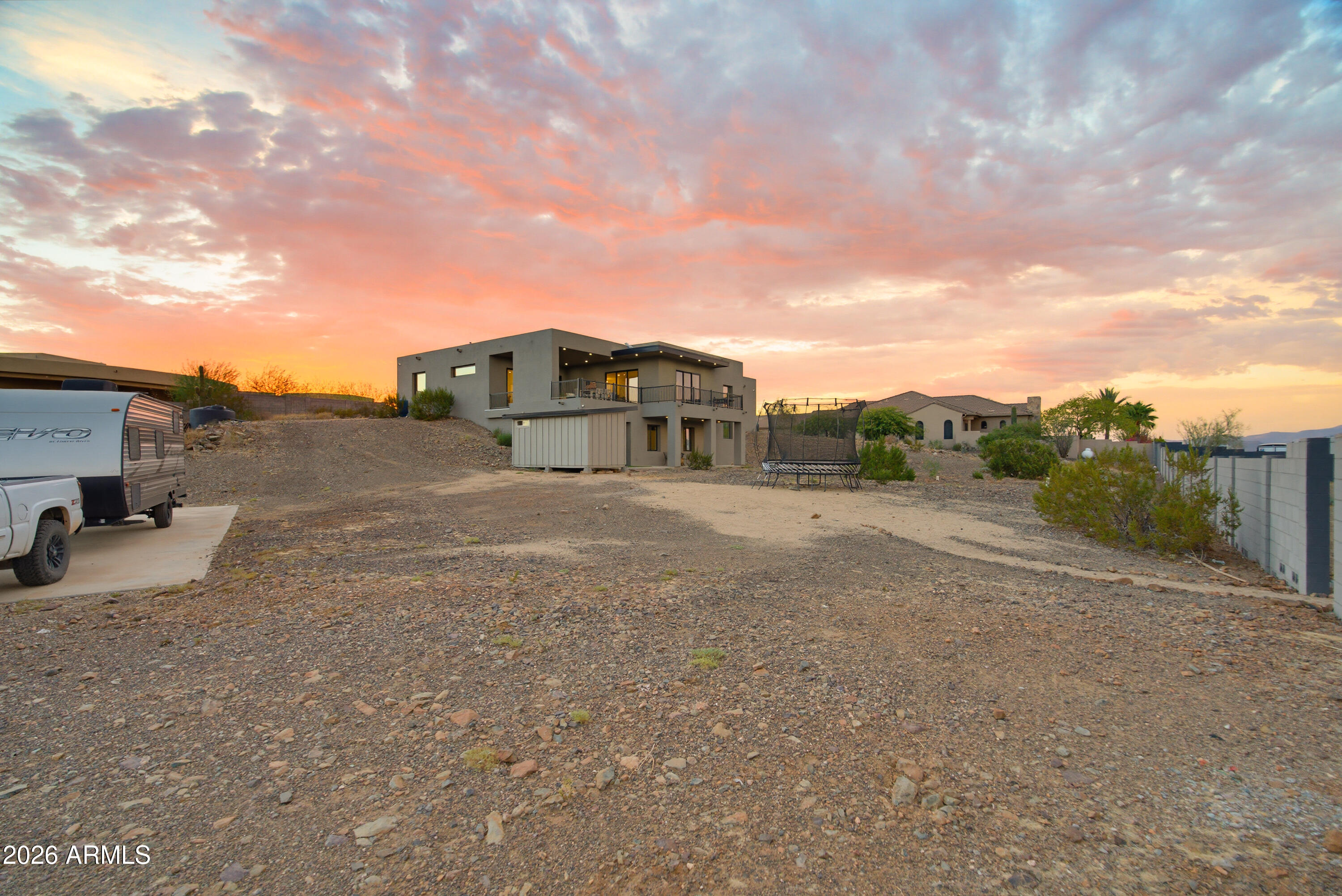 235 W ROCK VIEW Road