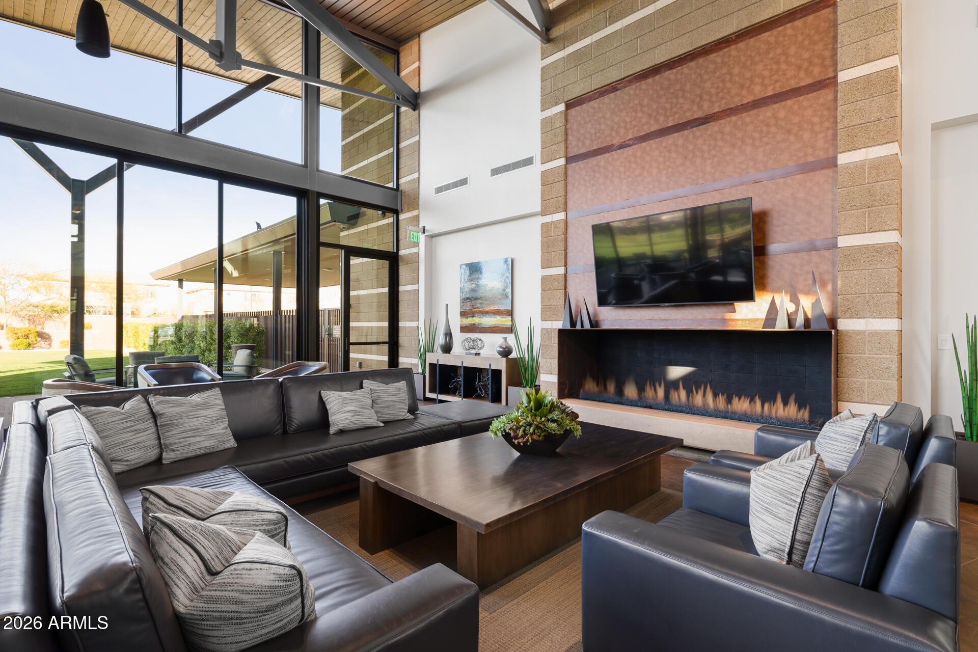 3211 E BRYCE Lane