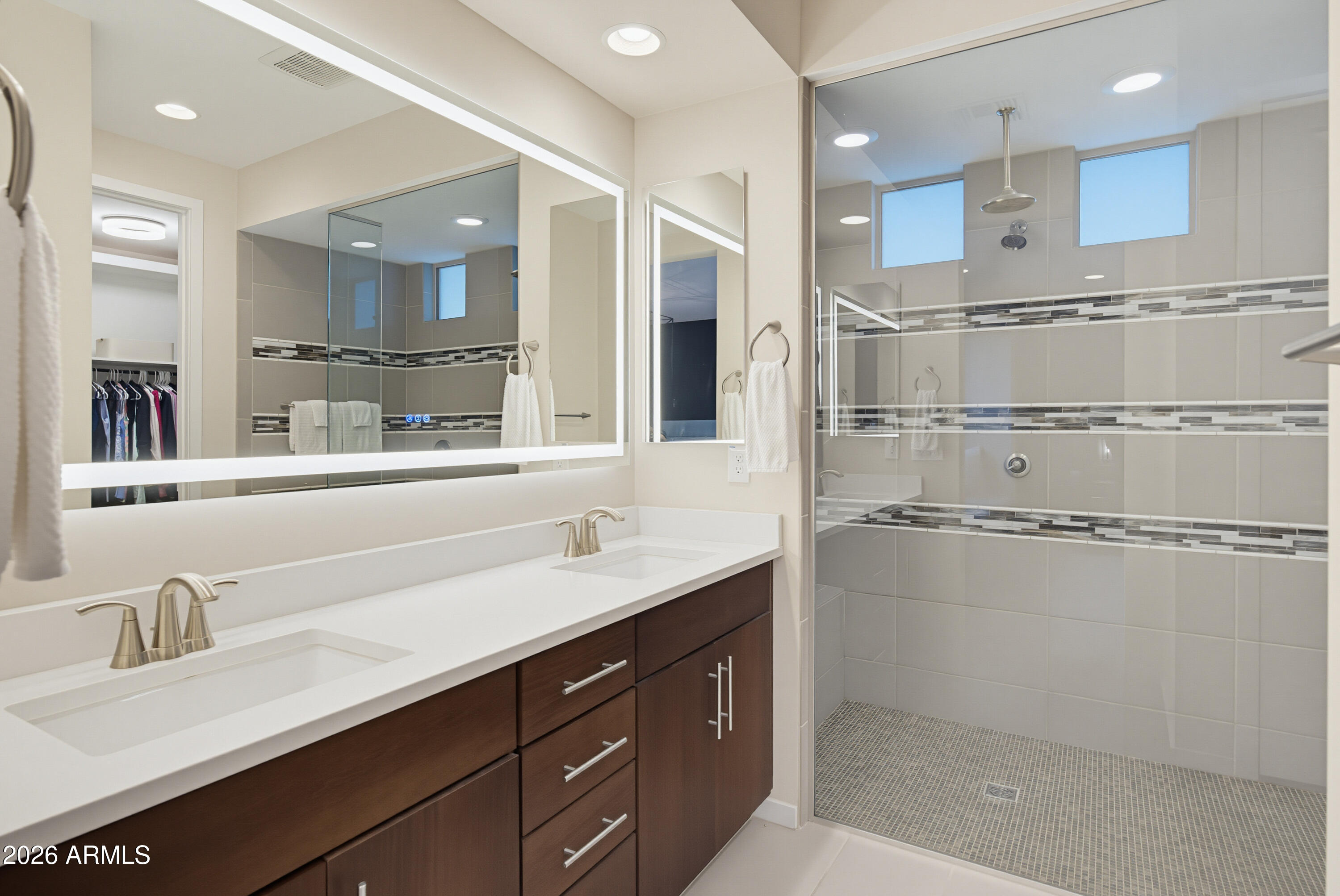 3211 E BRYCE Lane