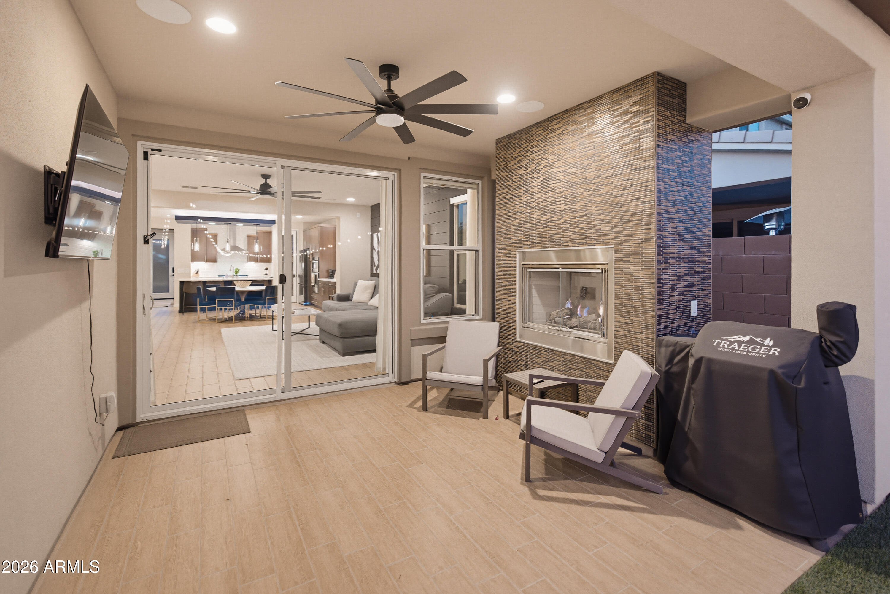 3211 E BRYCE Lane
