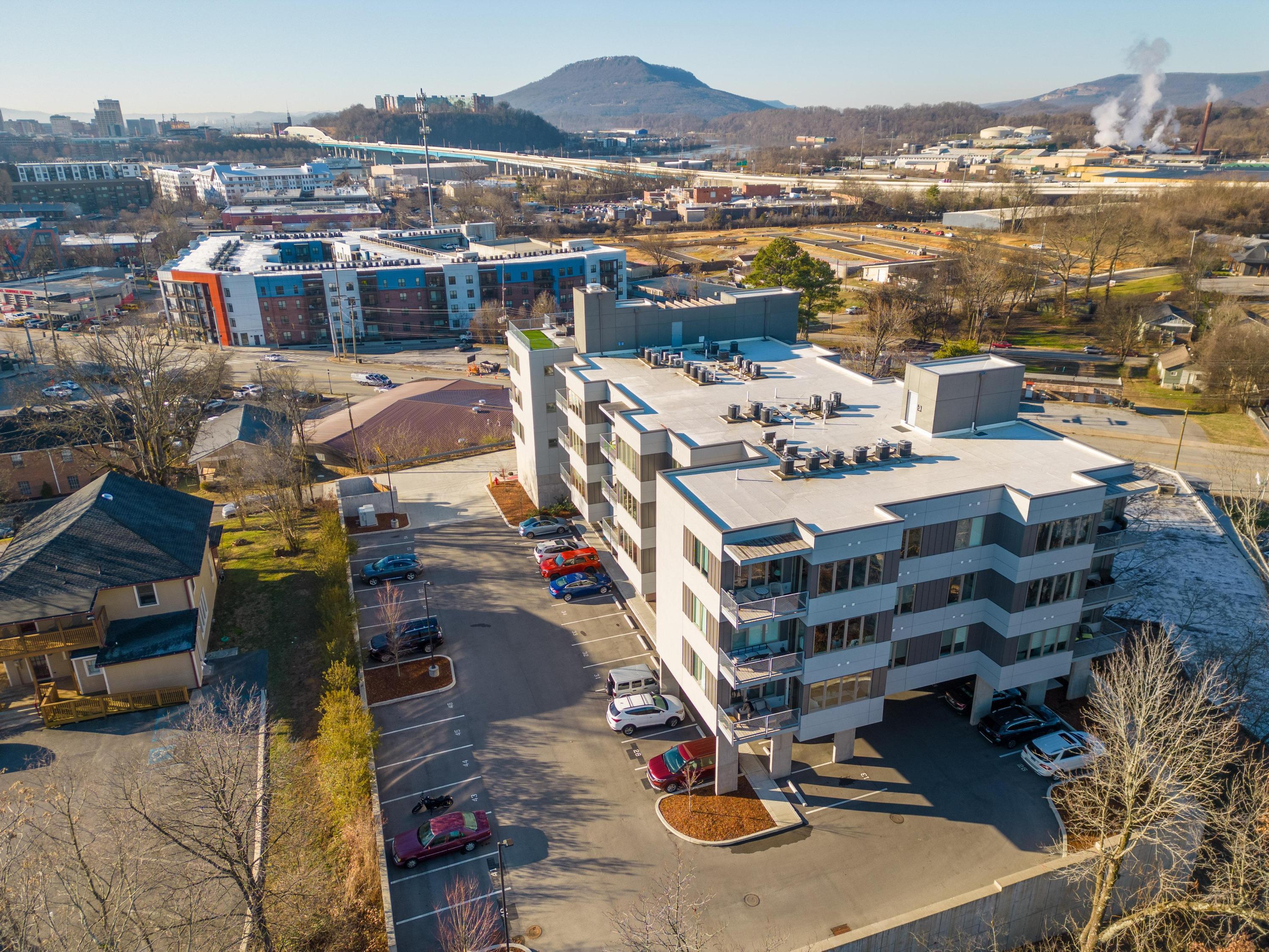 411 Fairpoint Street, 208