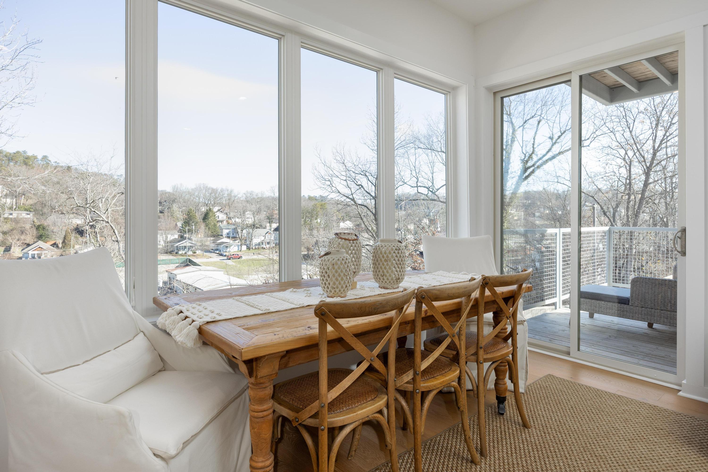 411 Fairpoint Street, 208