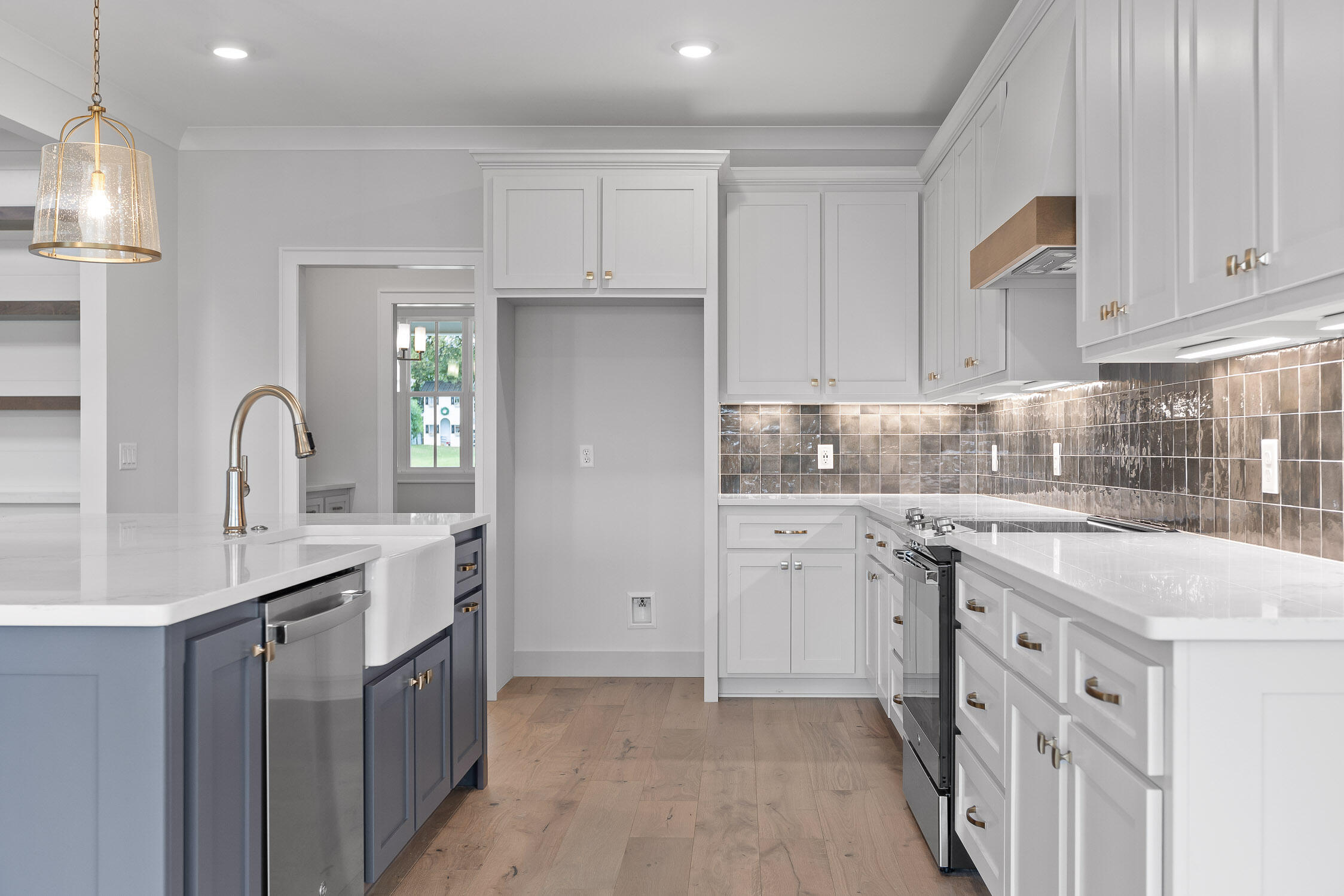 7944 Vervena Drive, 24