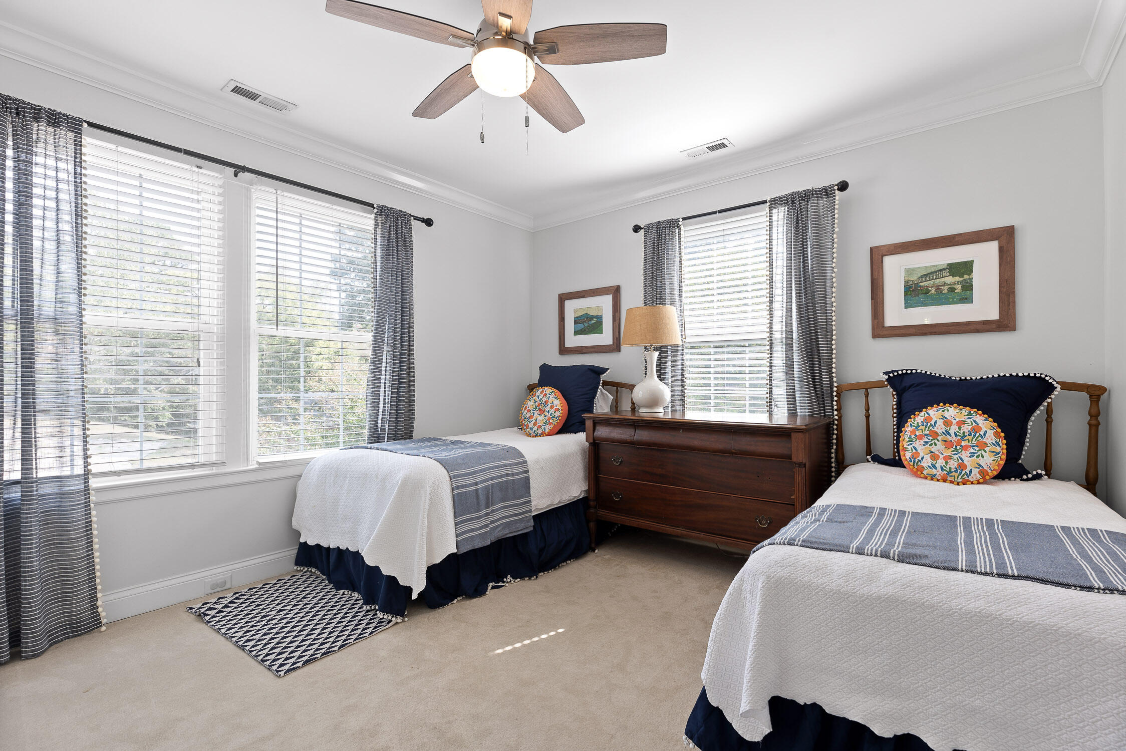 1707 Auburndale Avenue