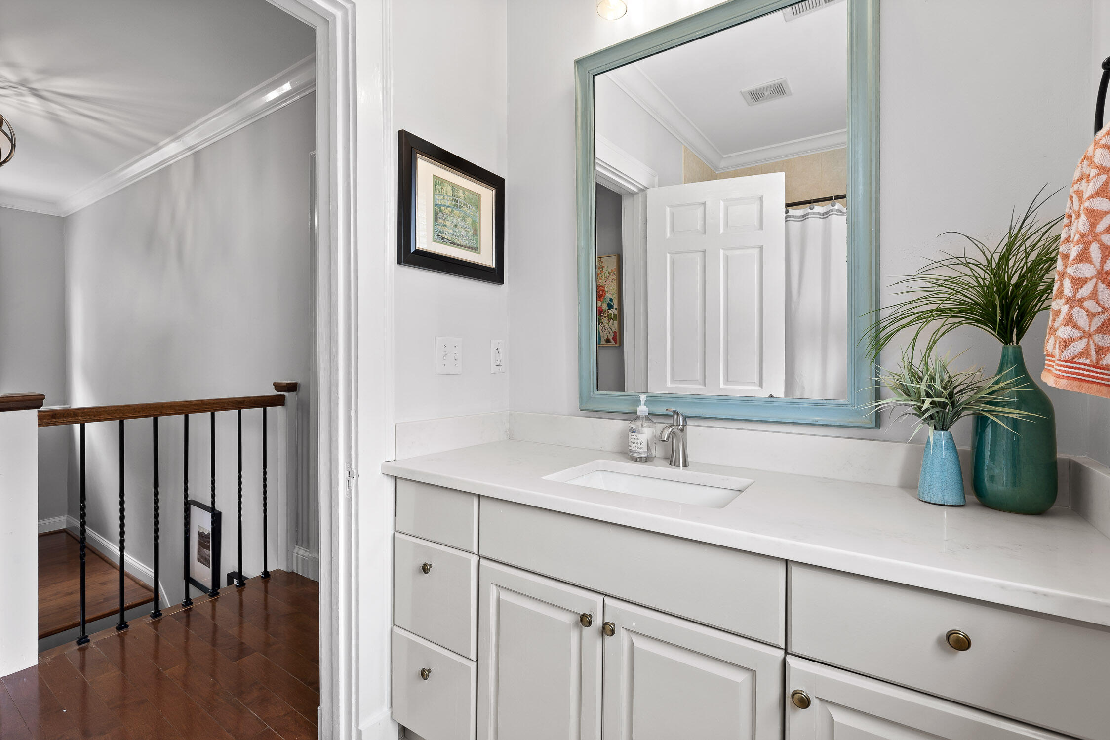 1707 Auburndale Avenue