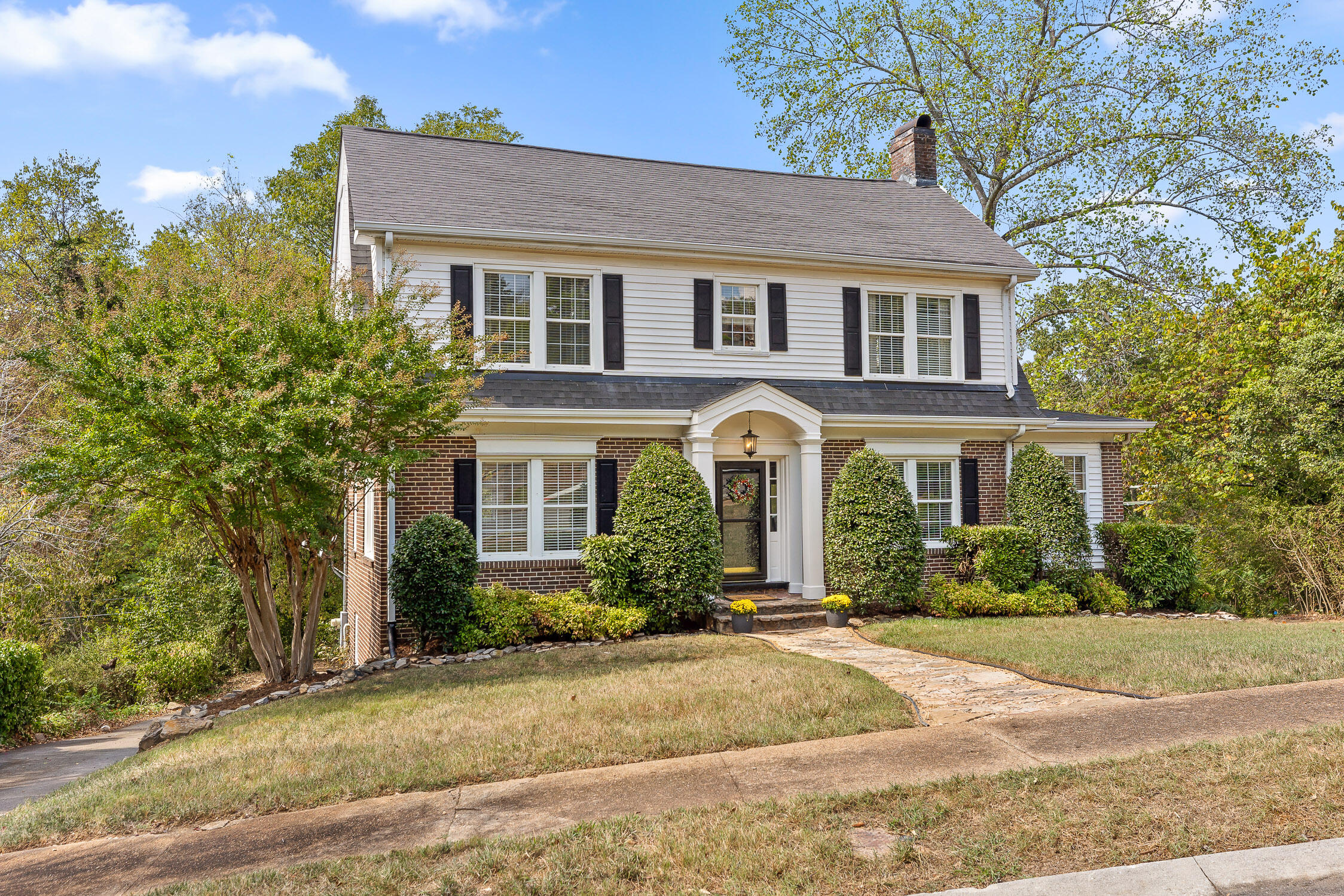 1707 Auburndale Avenue