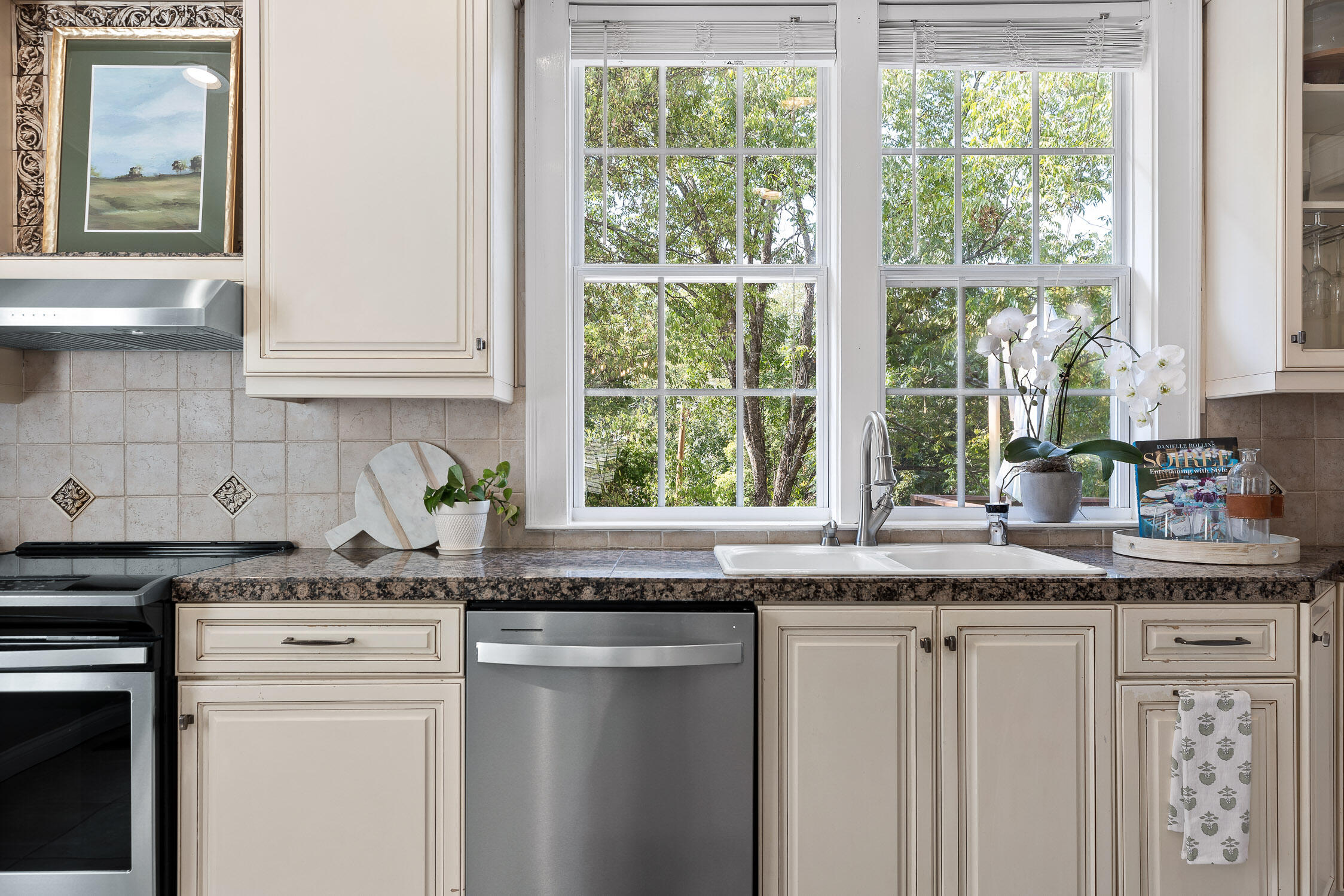 1707 Auburndale Avenue