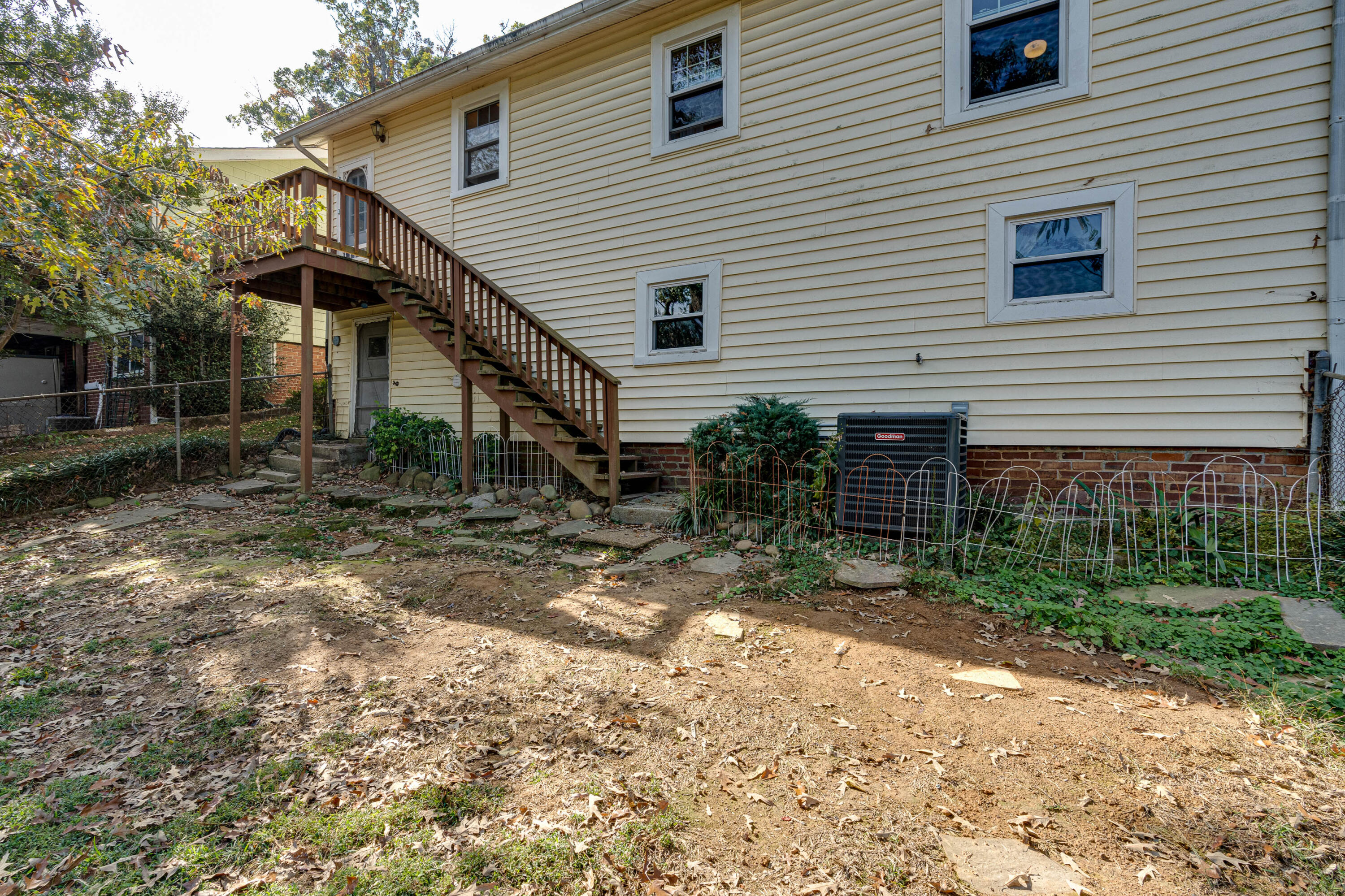 1223 Worthington Street