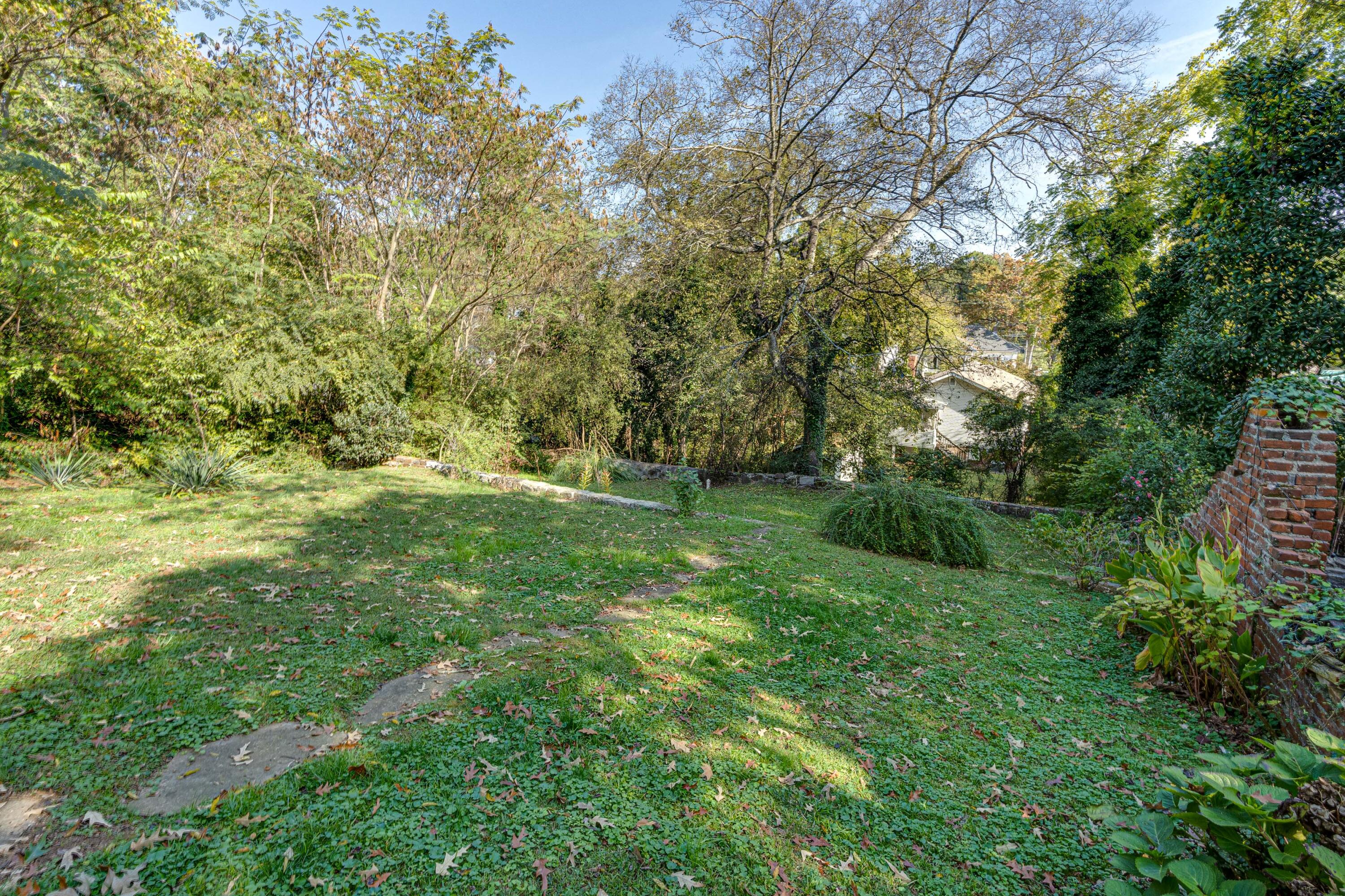 1223 Worthington Street