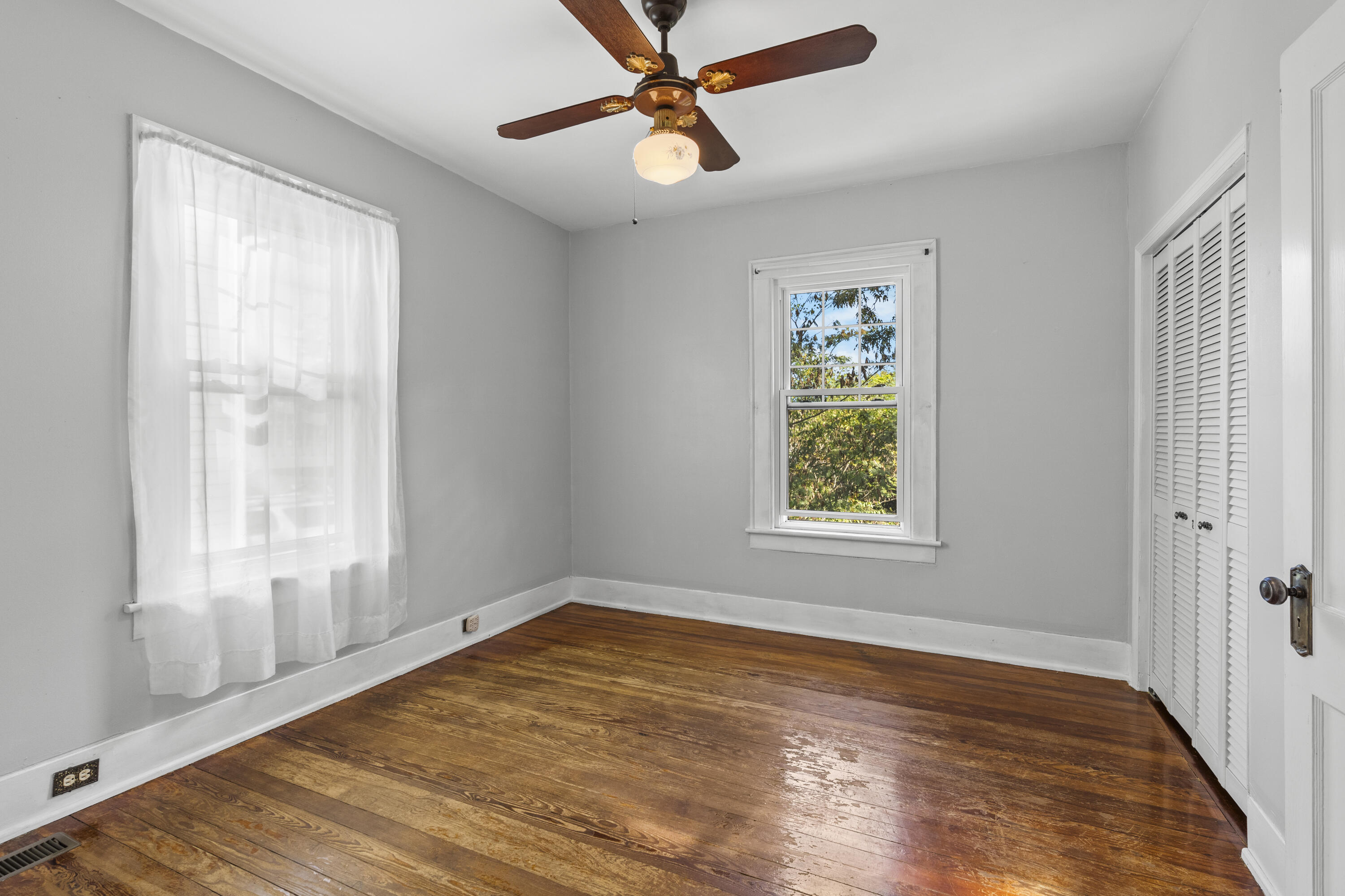 1223 Worthington Street