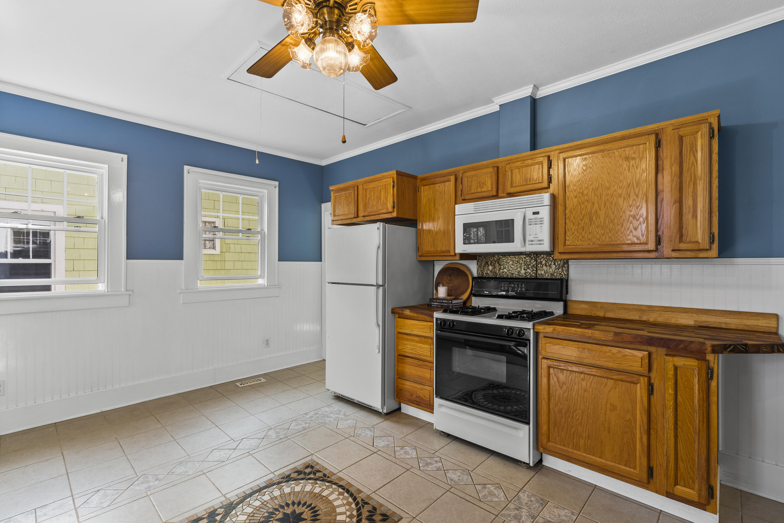 1223 Worthington Street