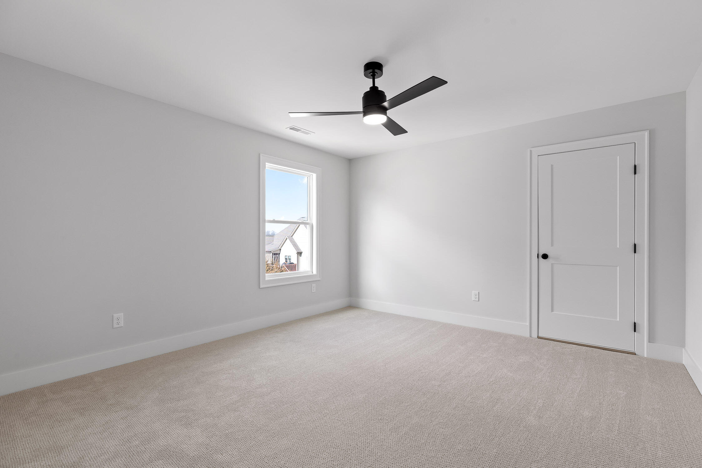 7901 Vervena Drive, 10