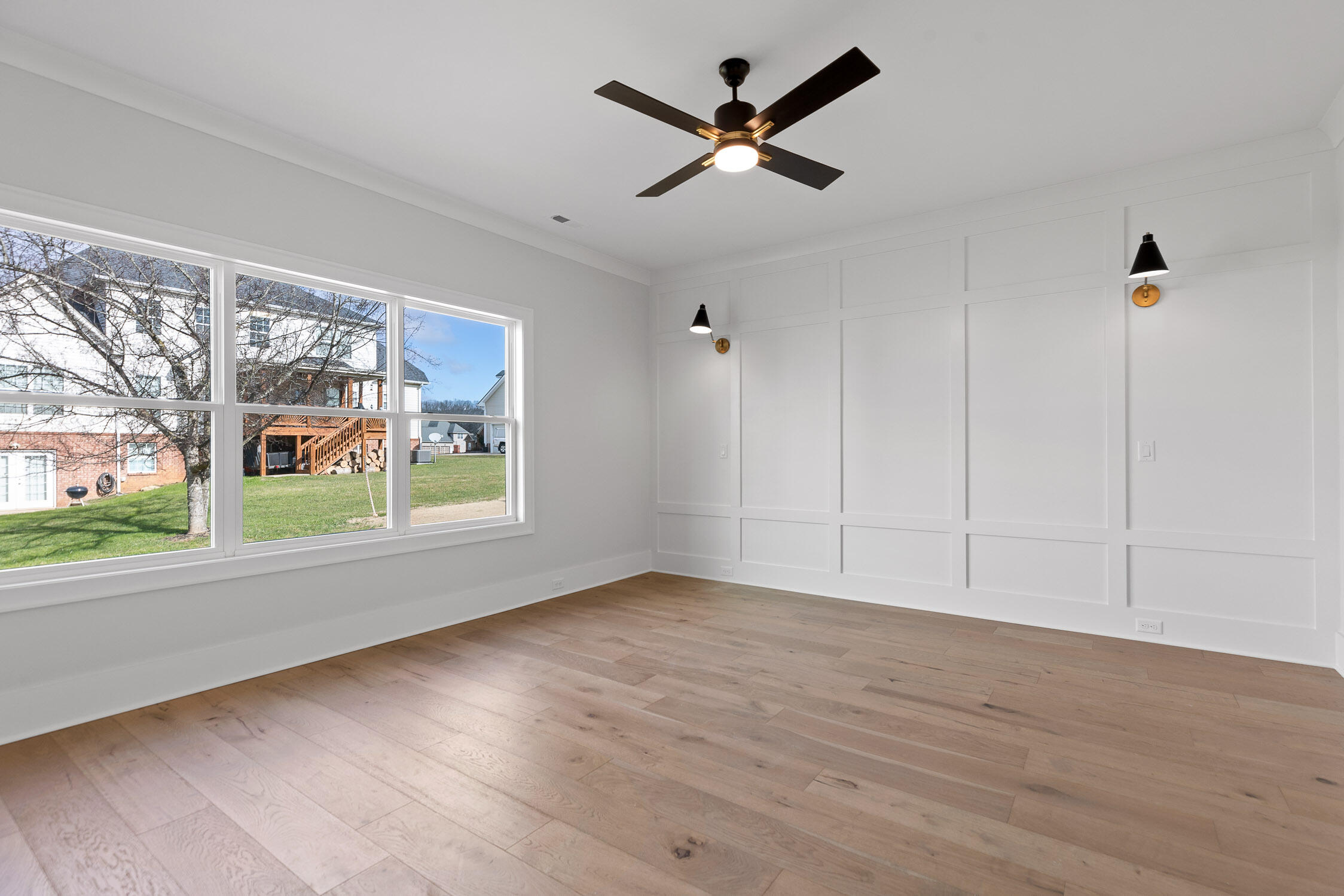 7901 Vervena Drive, 10