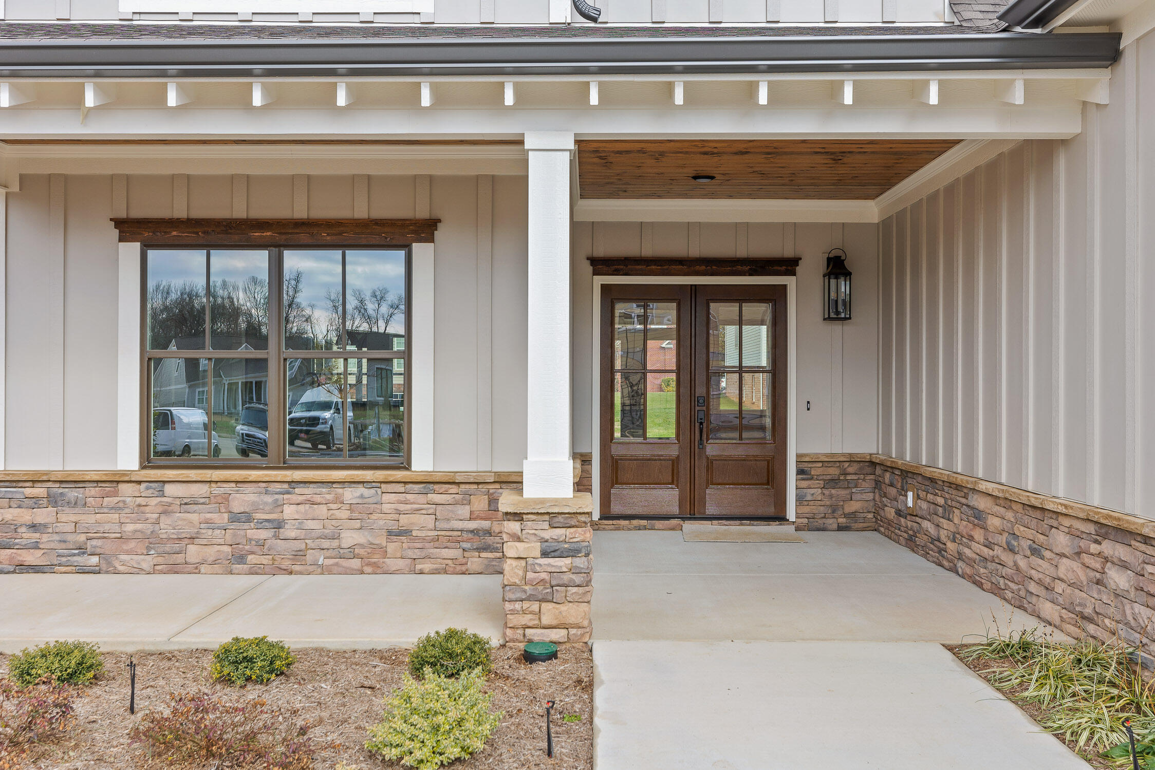 7901 Vervena Drive, 10