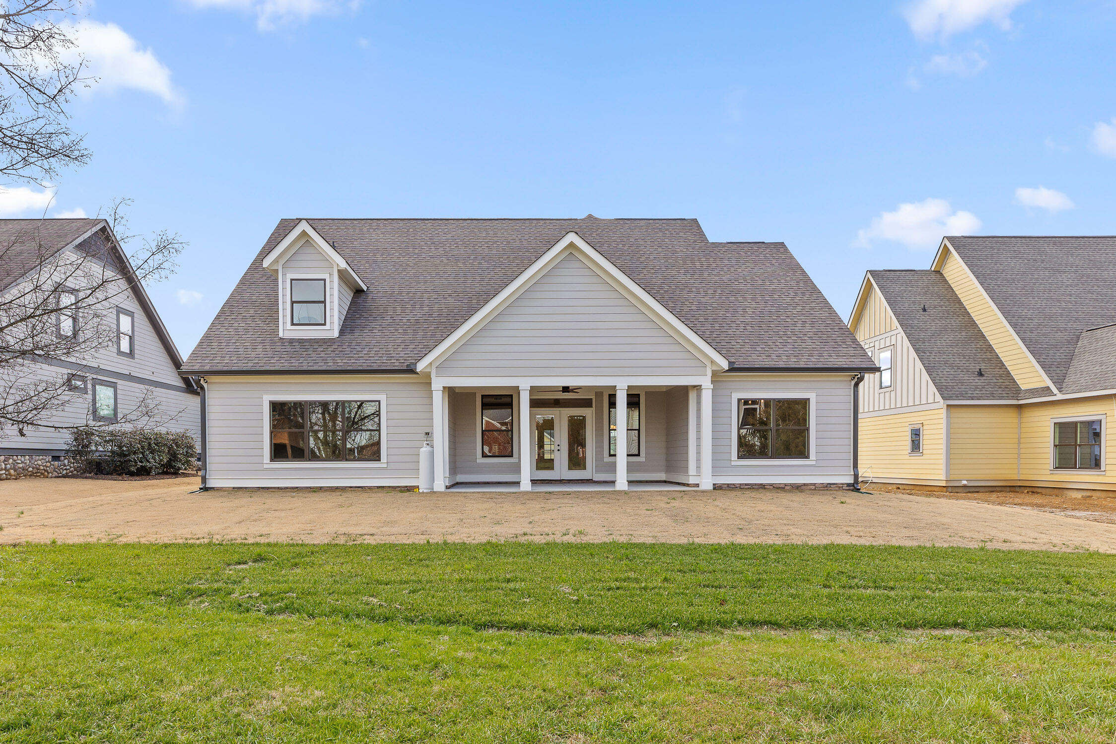 7901 Vervena Drive, 10