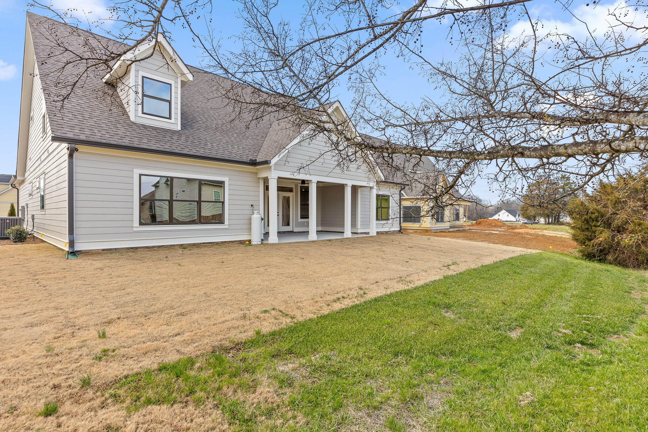 7901 Vervena Drive, 10