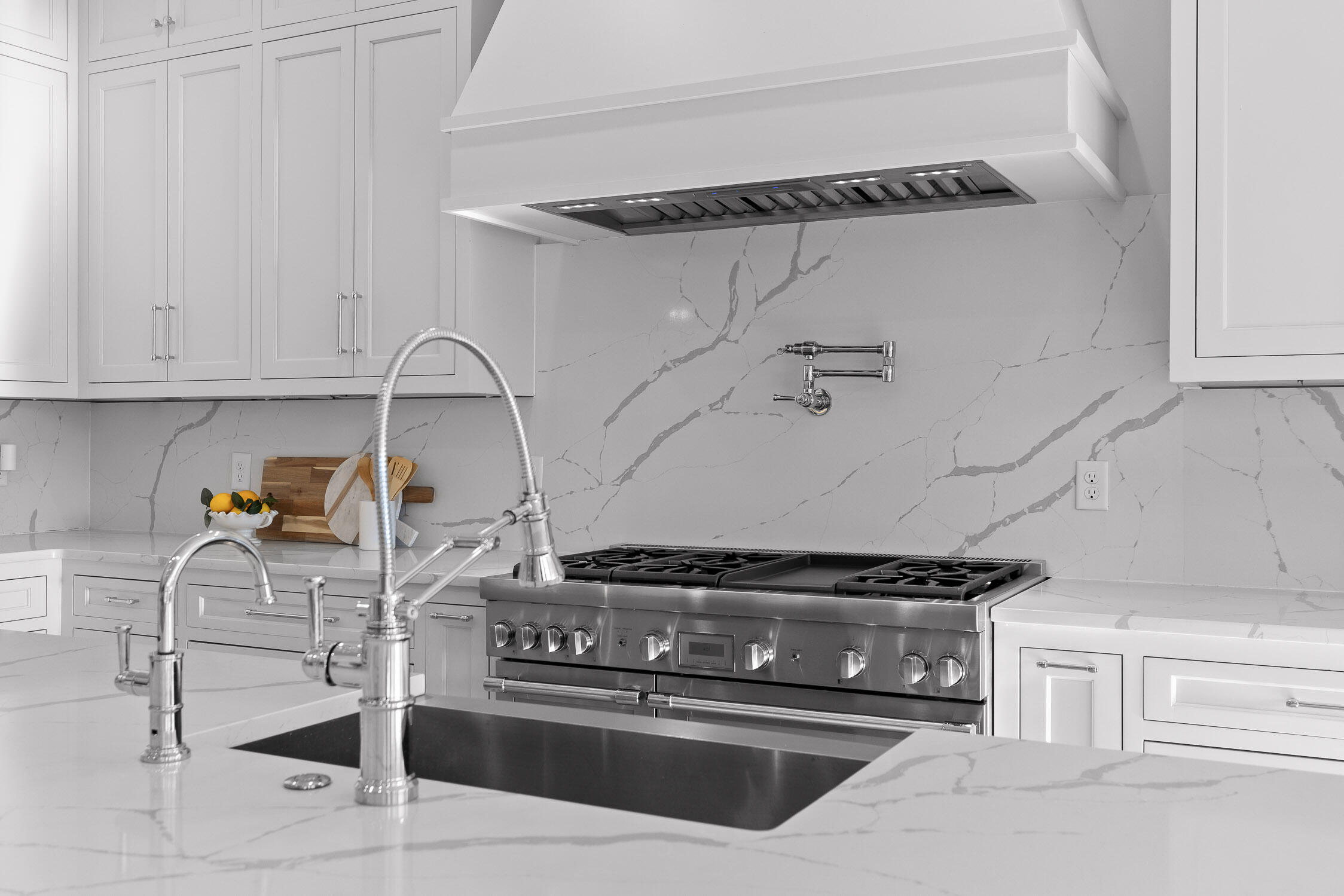 824 Danbury Cove Place