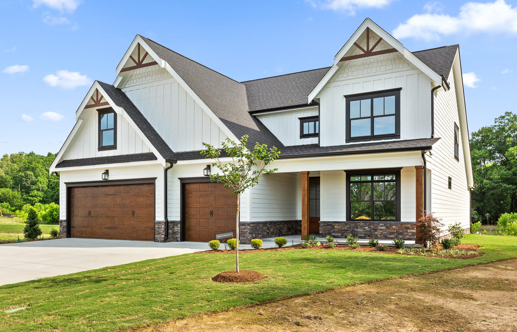 7926 Vervena Drive, 25