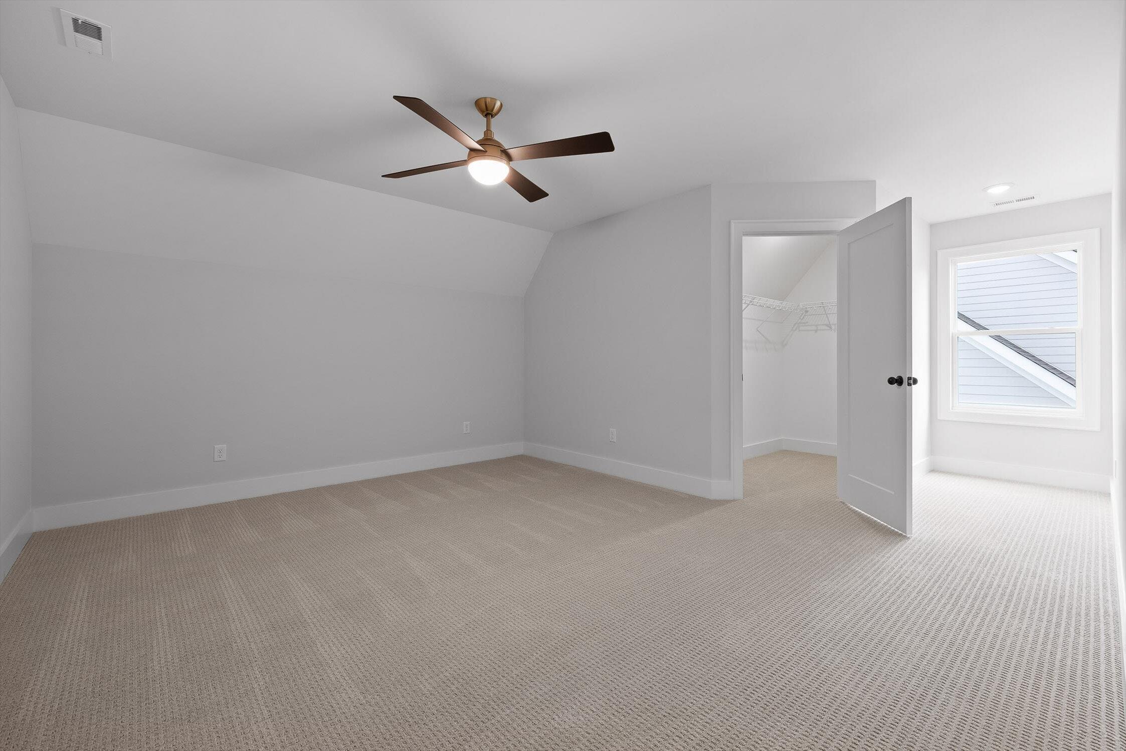 7867 Vervena Drive, 9
